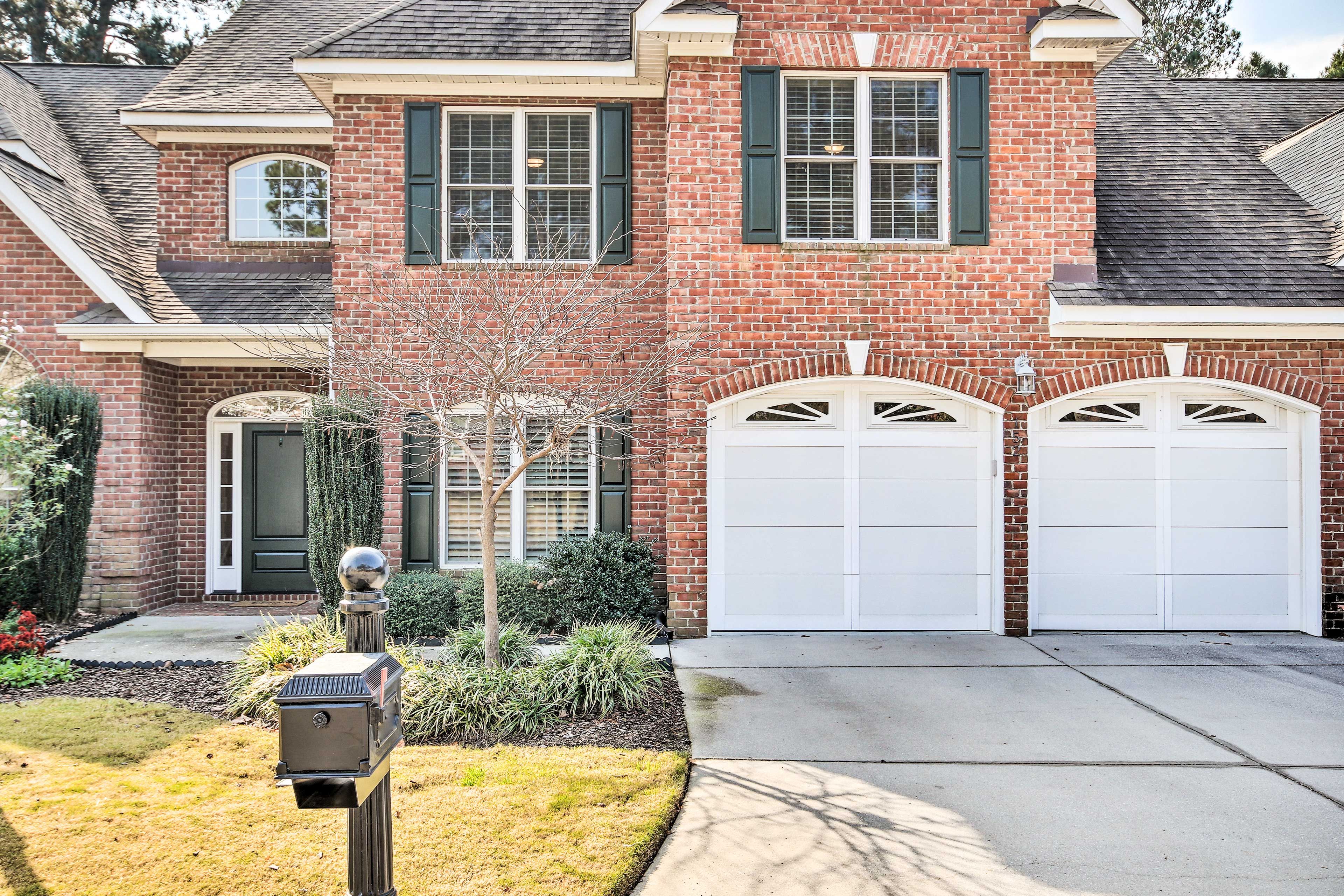 Exterior | Parking | Garage (2 Vehicles) | Driveway (2 Vehicles)