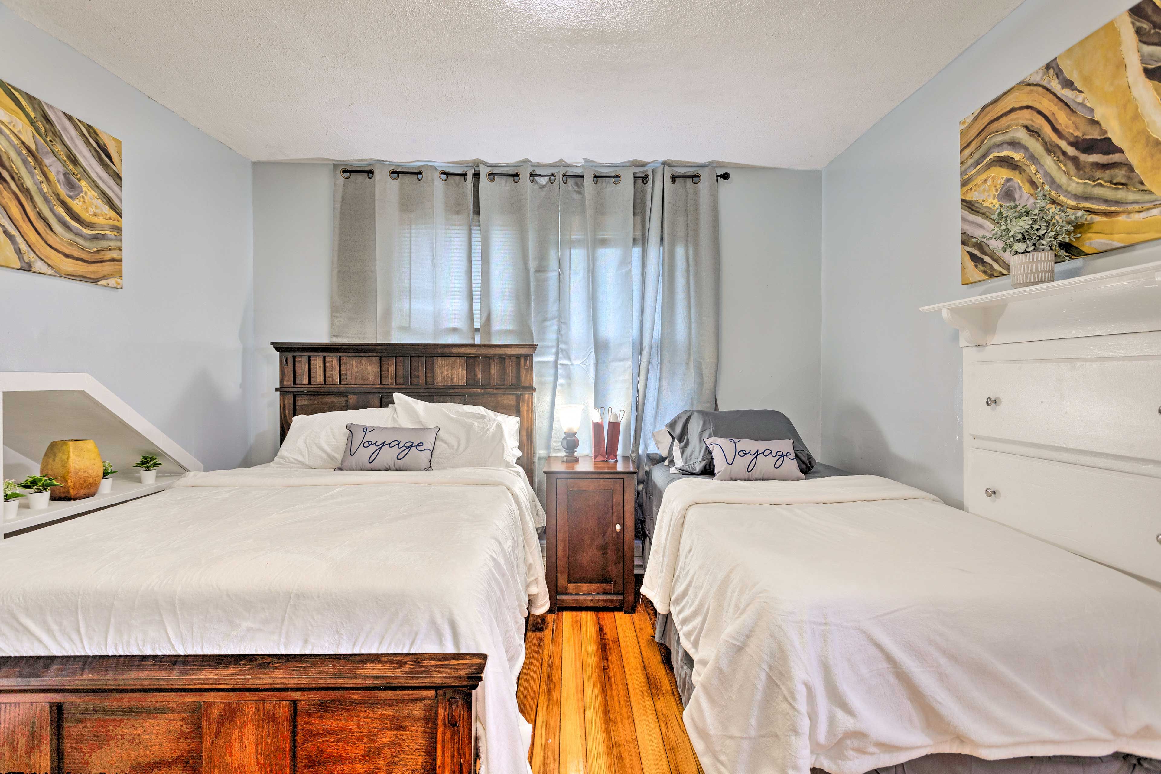 Bedroom 2 | Full Bed | Twin Bed