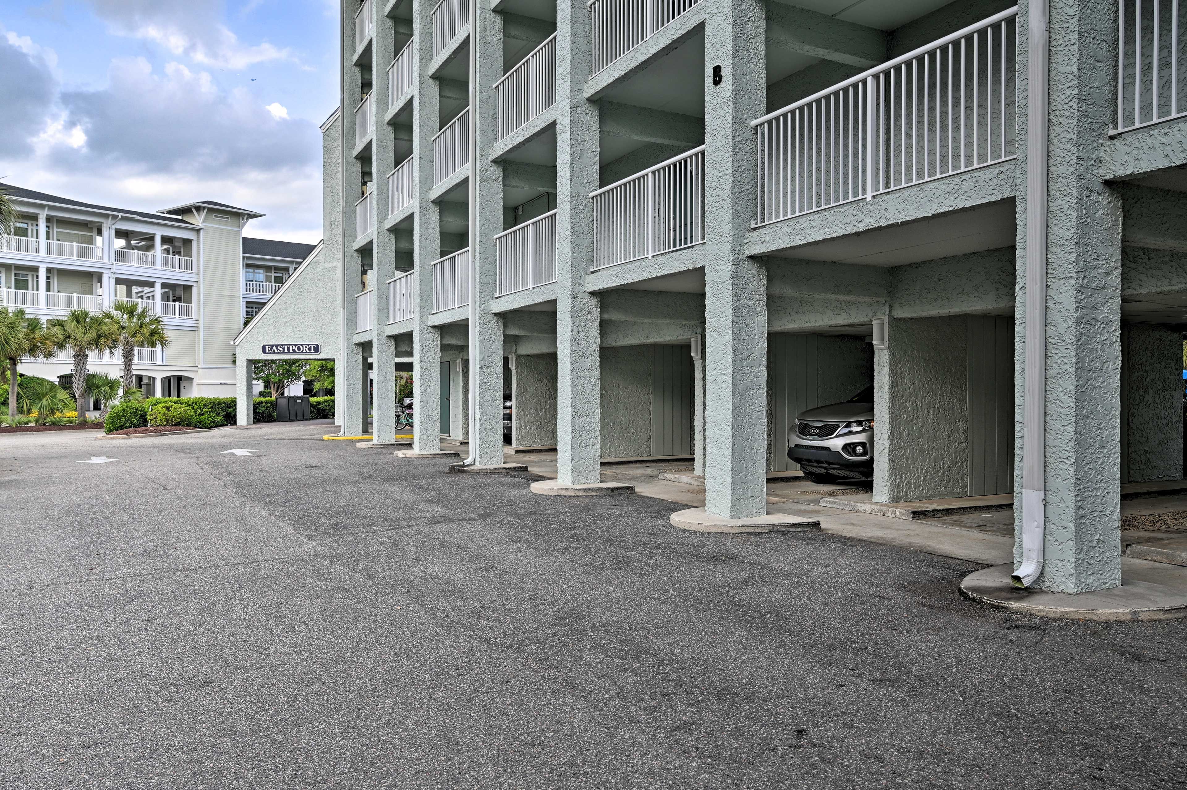 Condo Exterior | Parking | Community Lot