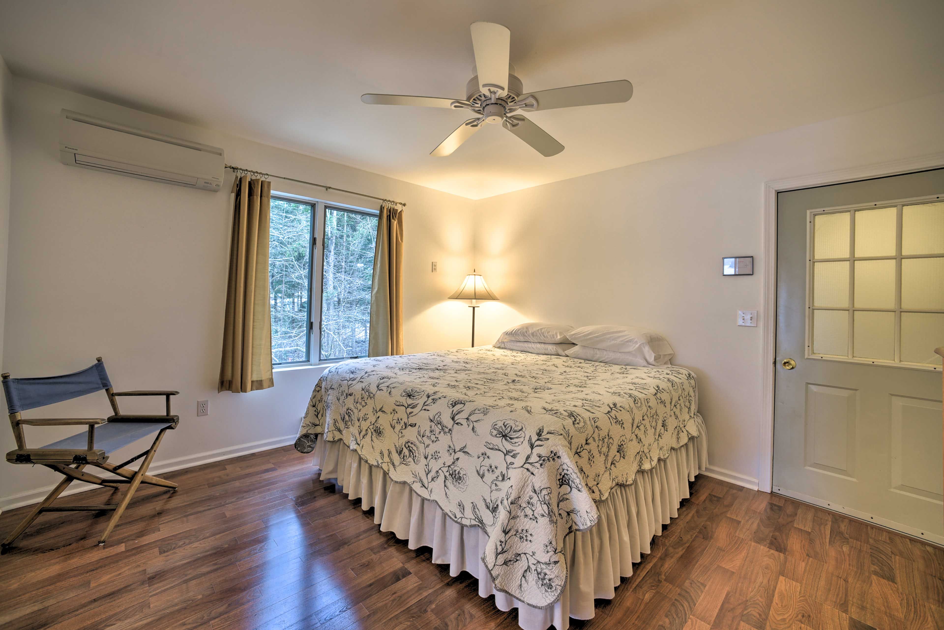 Bedroom | King Bed