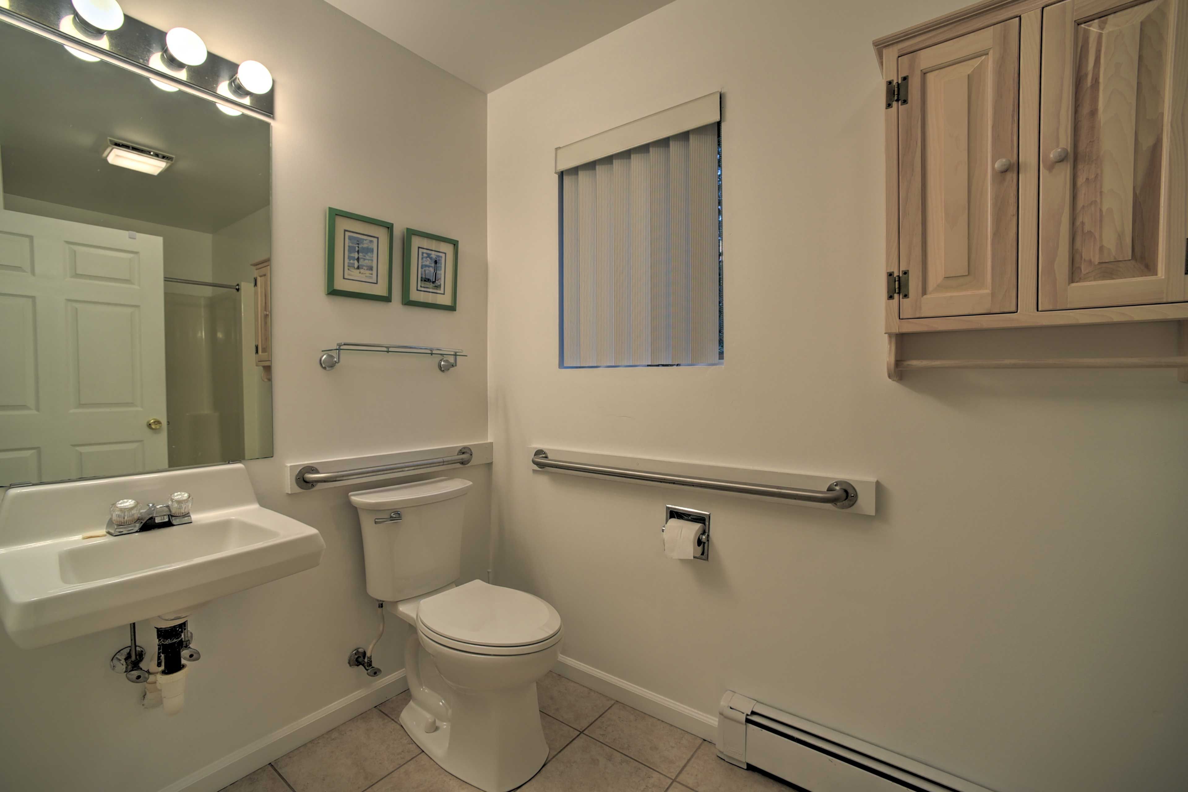 Full Bathroom