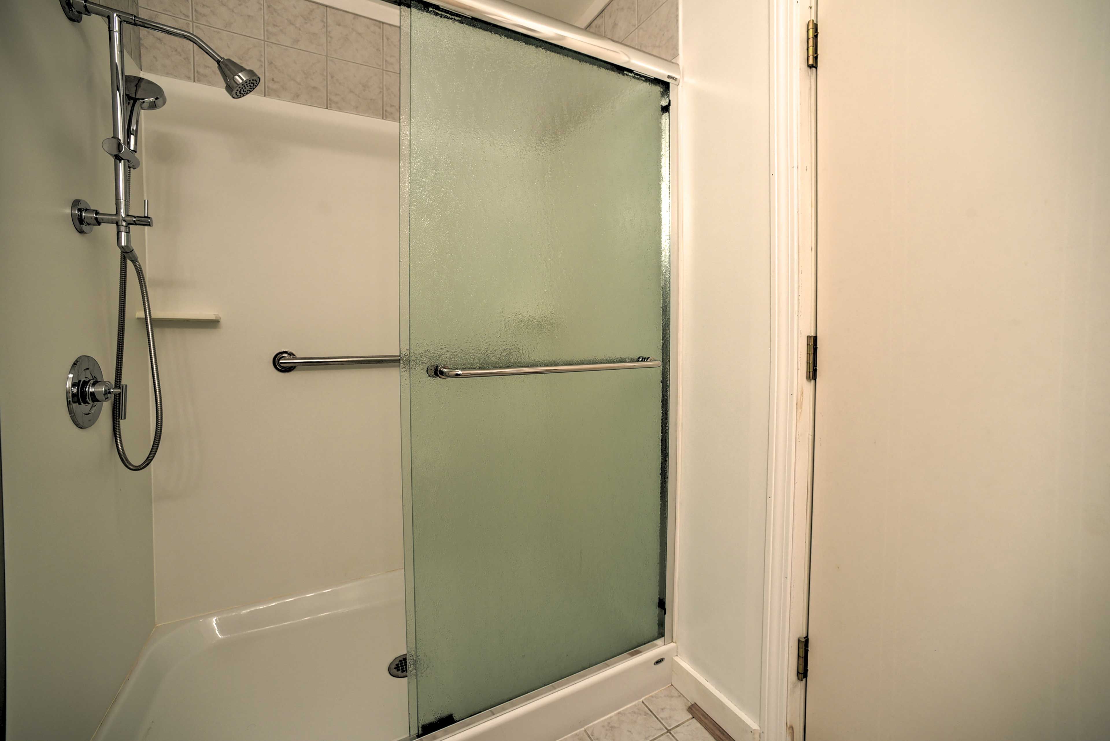 Full Bathroom