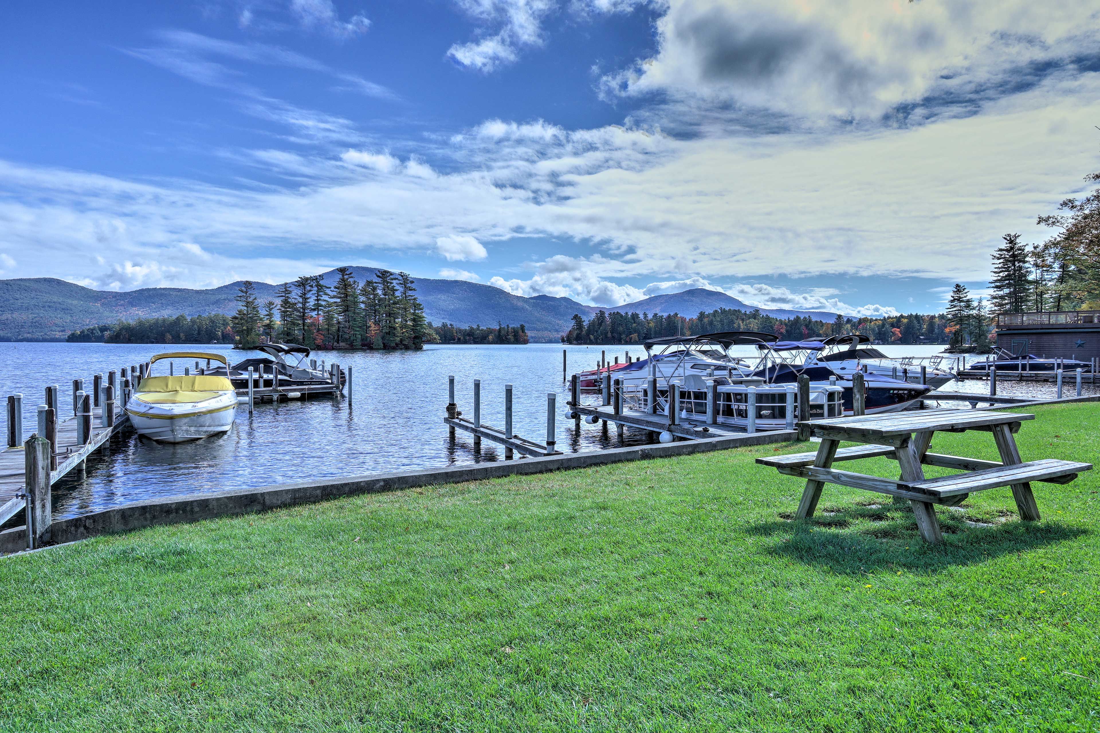Boat Dock & Trailer Parking (w/ Fee)