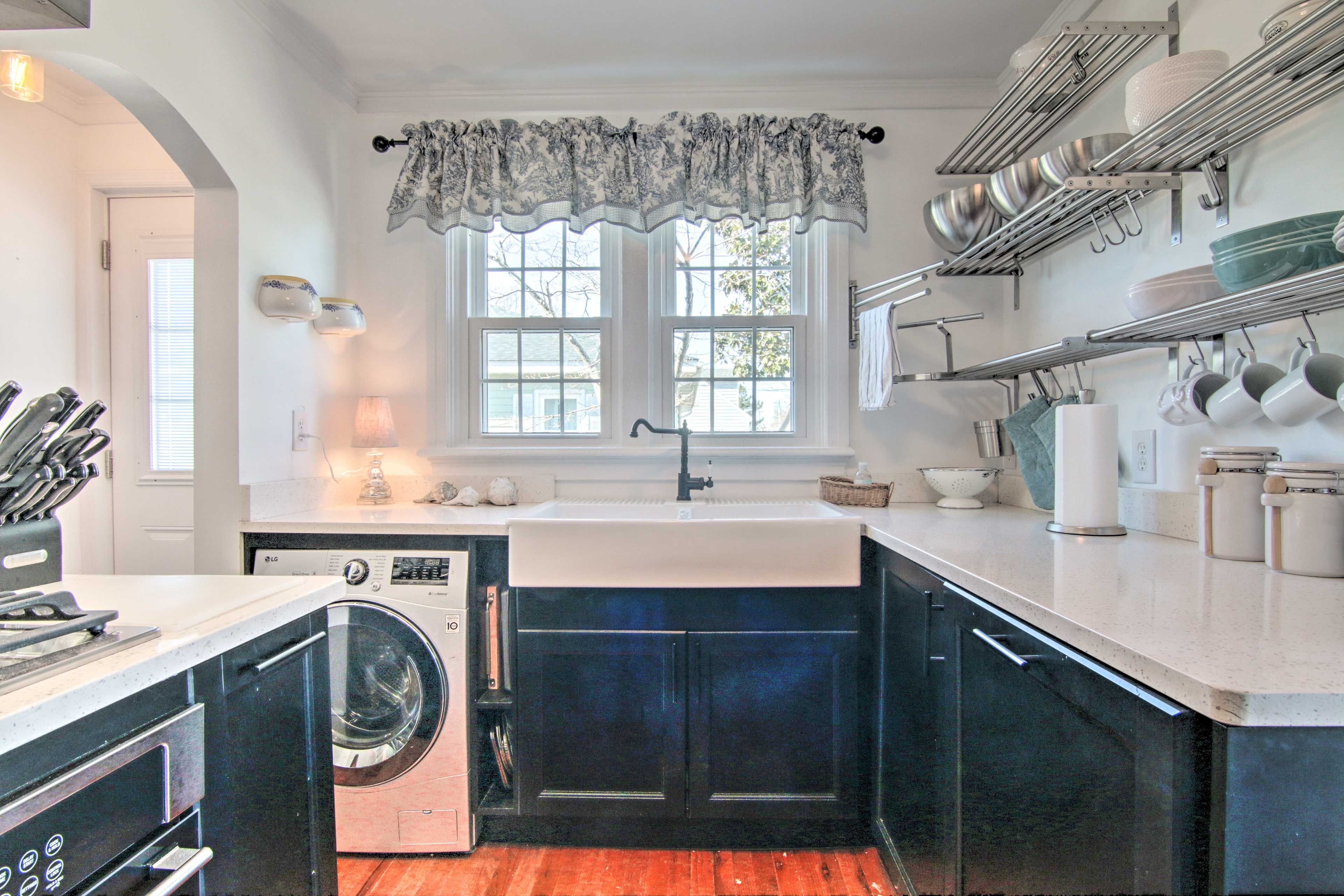 Fully Equipped Kitchen | In-Unit Laundry