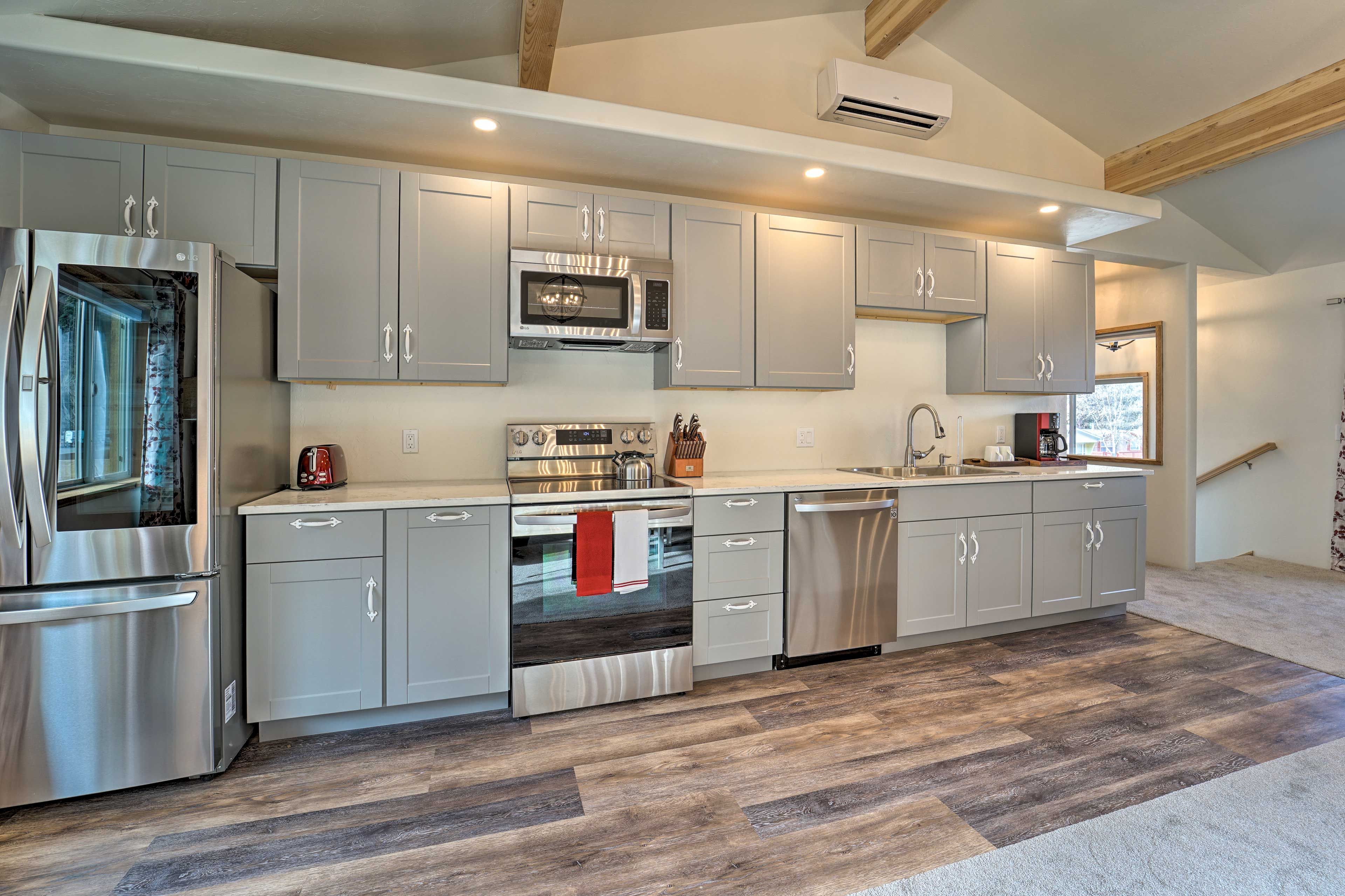 Kitchen | Fully Equipped