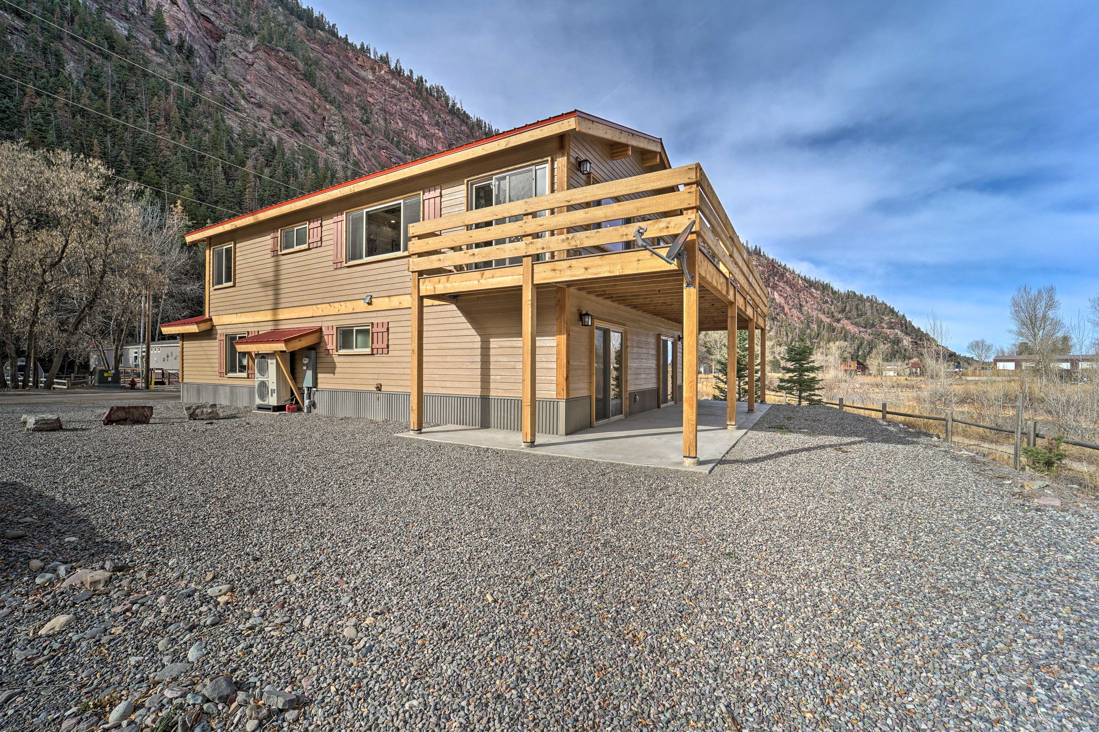 Home Exterior | Driveway Parking (3 Vehicles) | No RV Parking