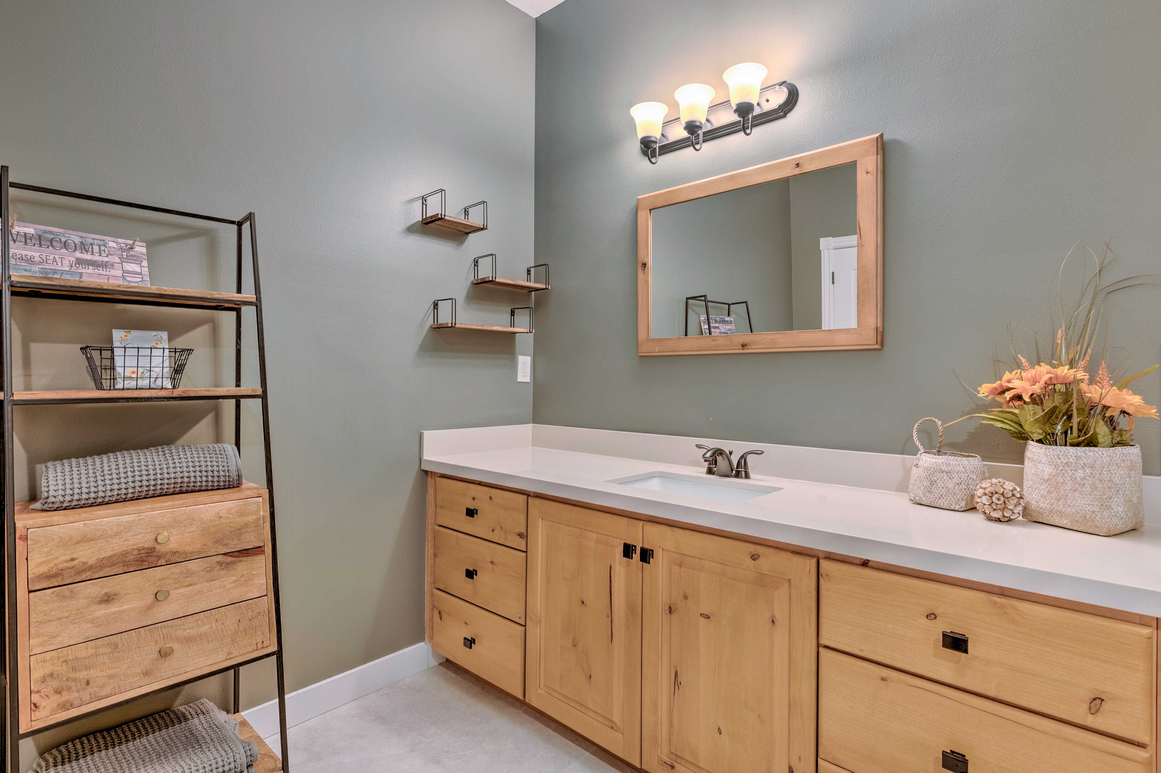 Full Bathroom