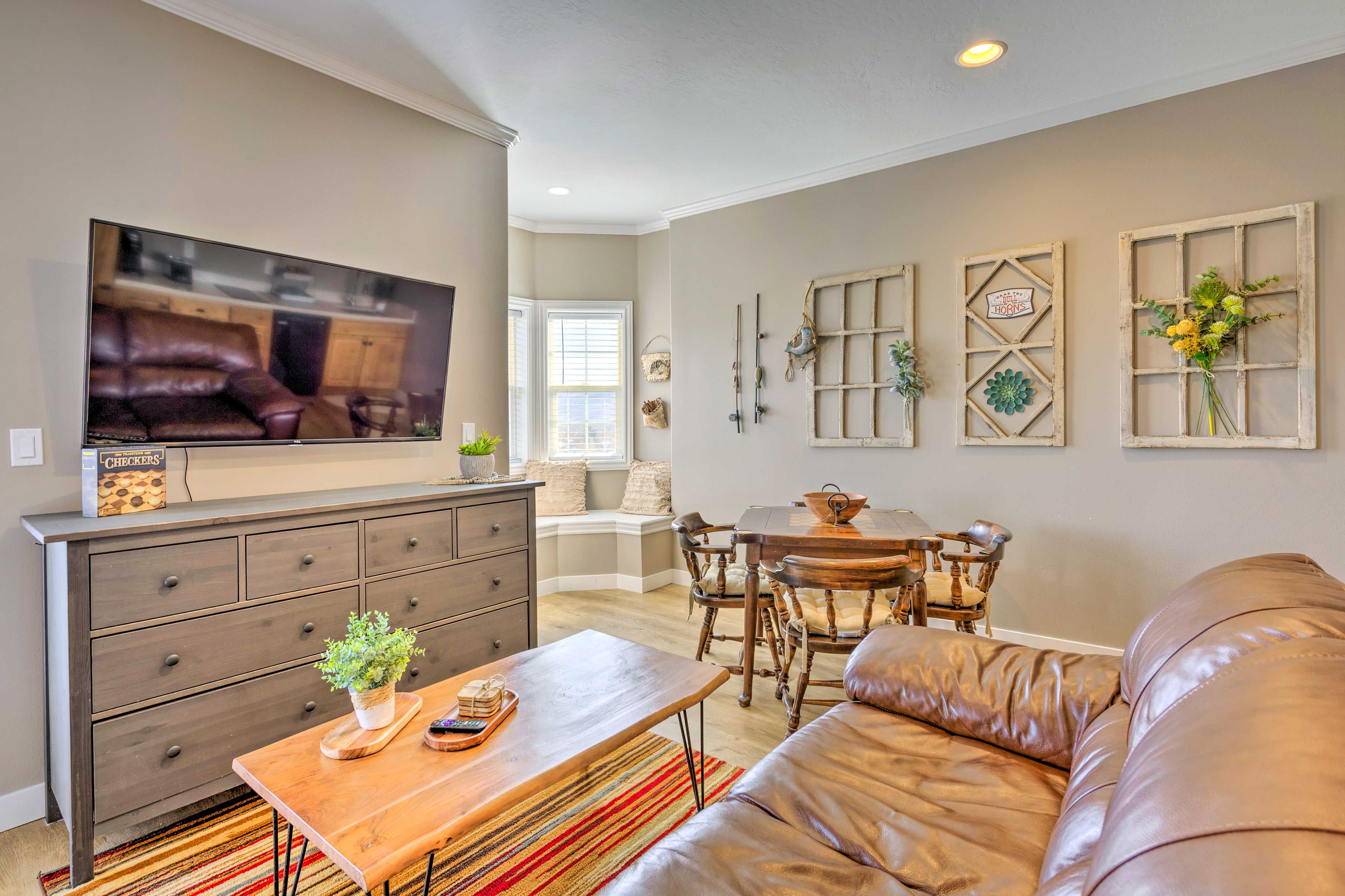 Midway Vacation Rental | 1BA | Studio | Stairs Required | 580 Sq Ft