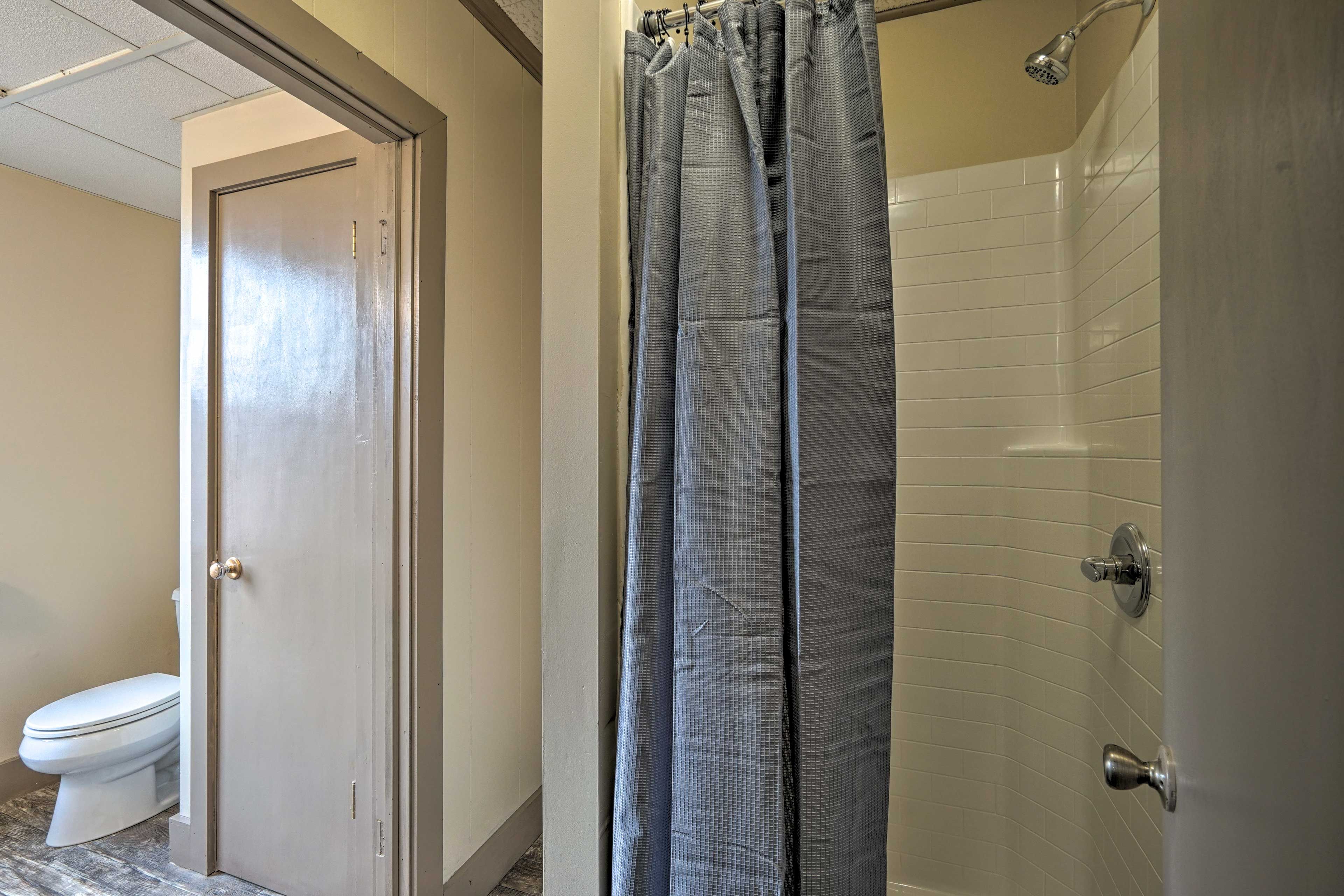 Full Bathroom | Walk-In Shower