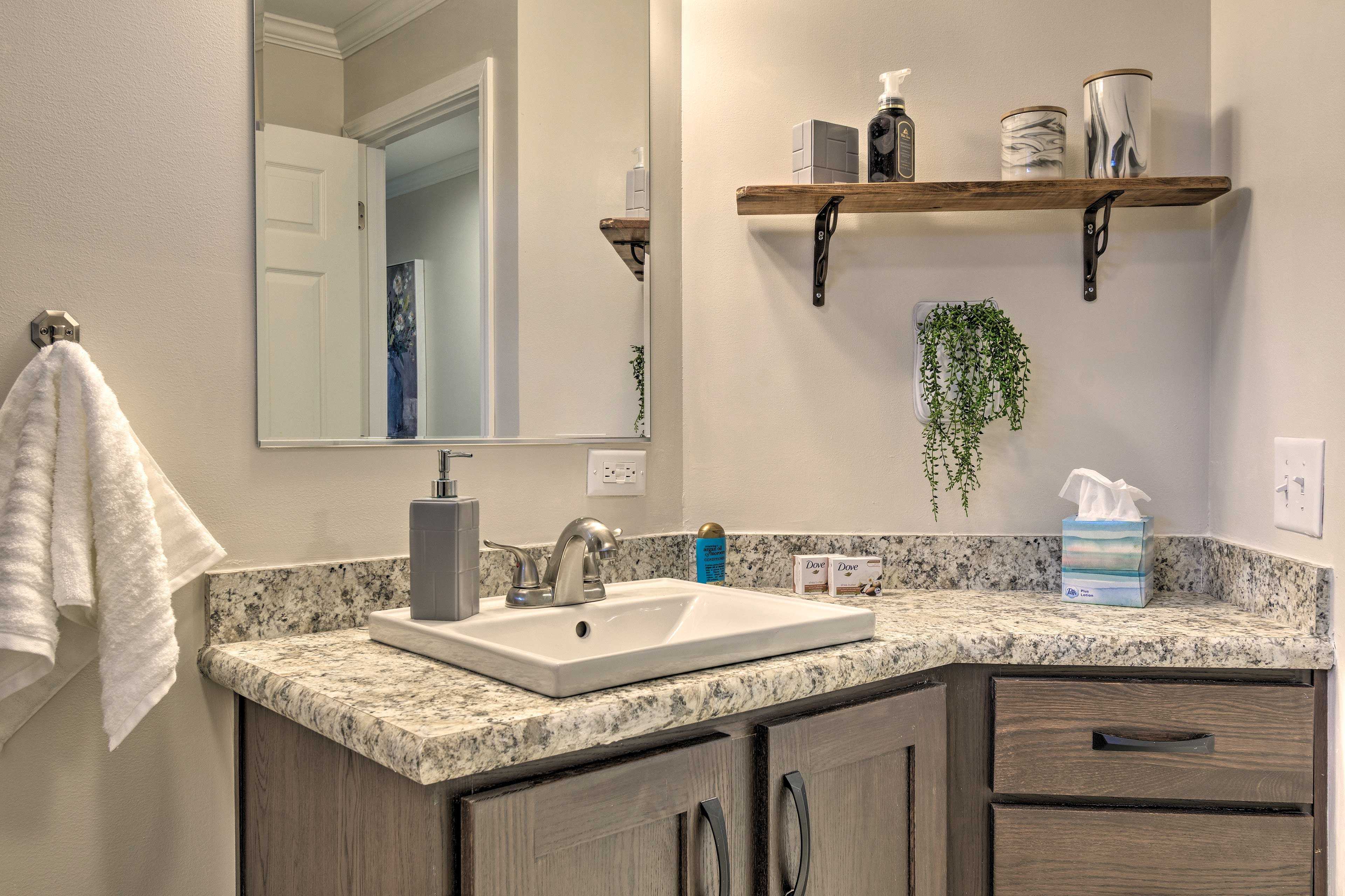Full Bathroom