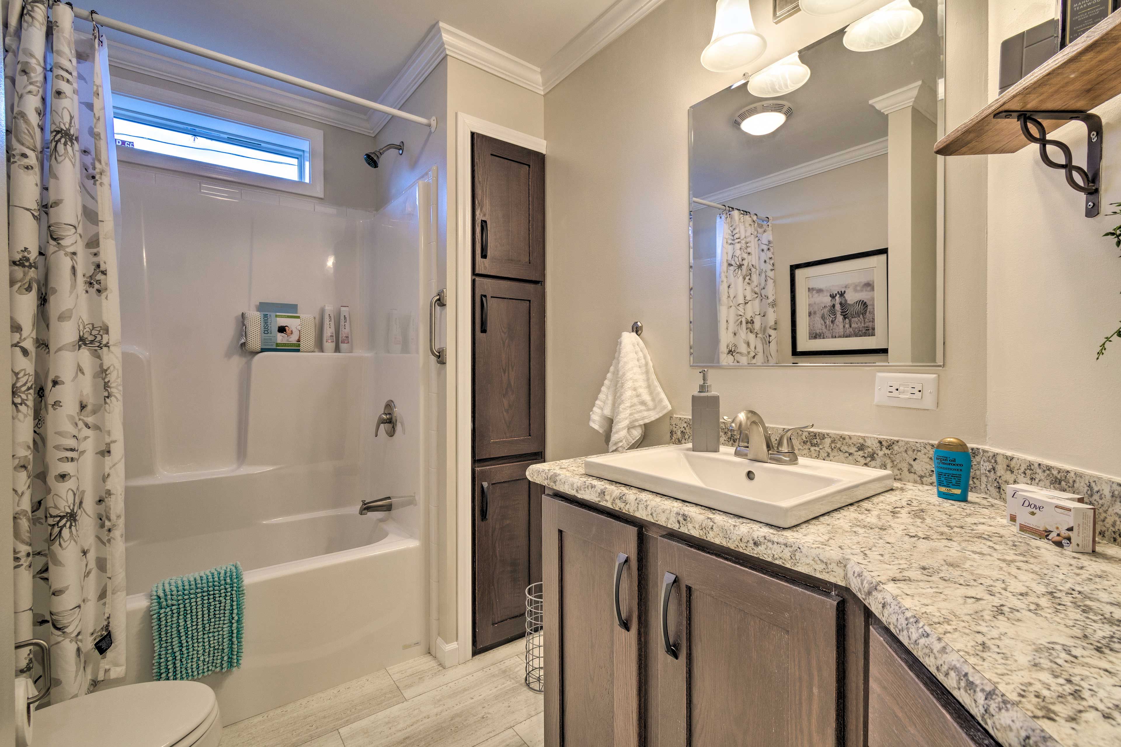 Full Bathroom