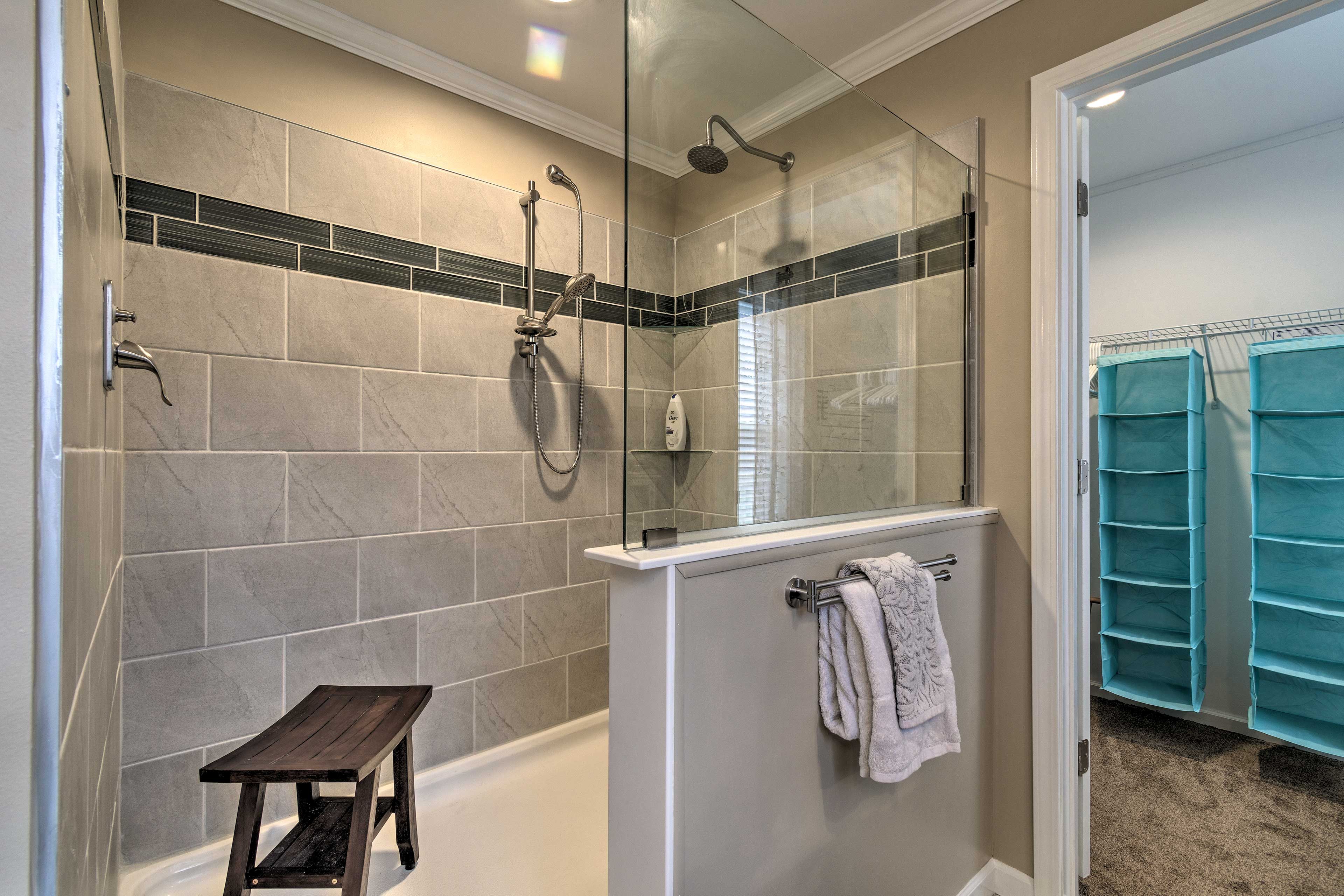 Full Bathroom | Open-Concept Glass Shower