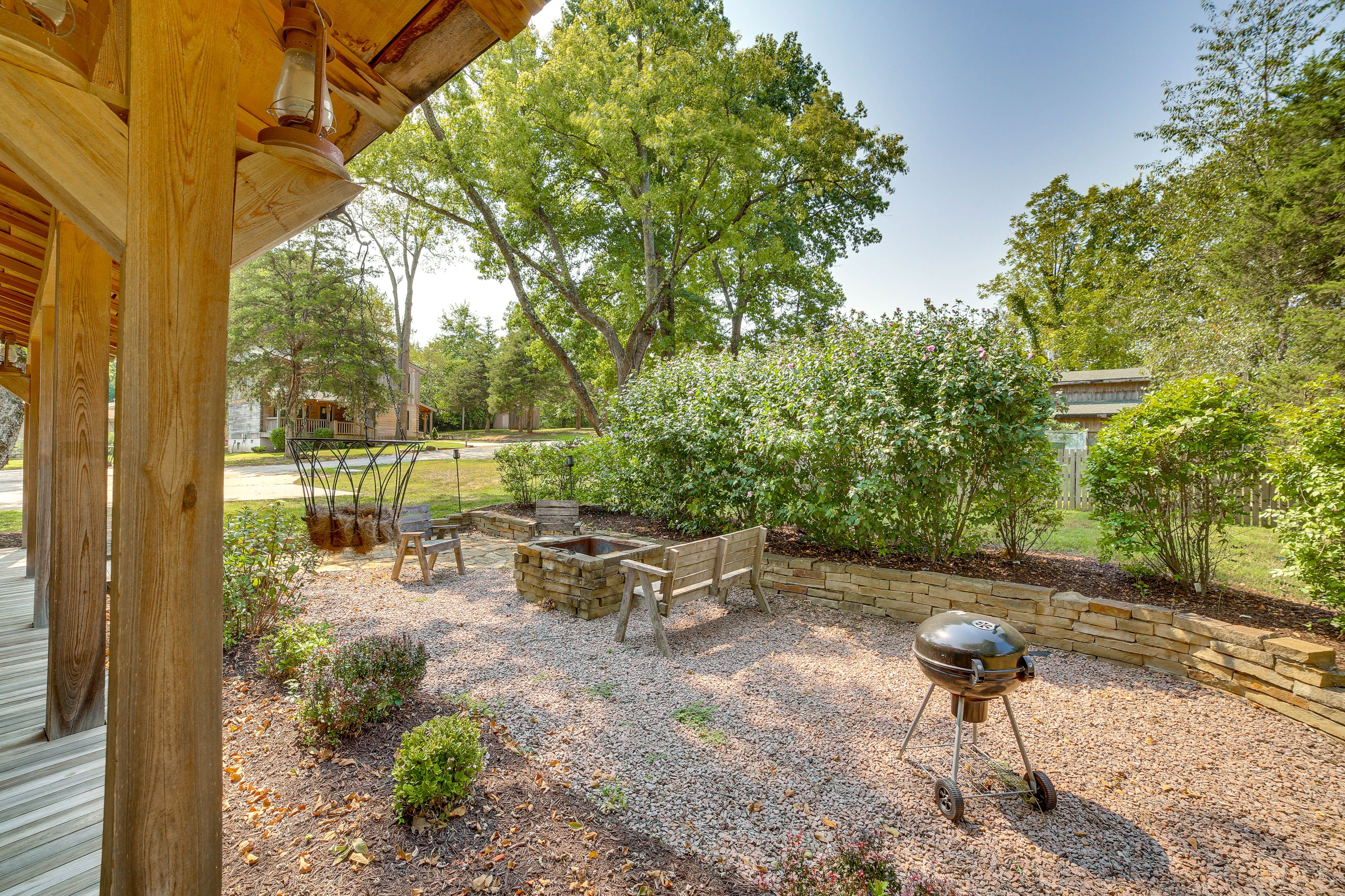 Fire Pit | Gas Grill