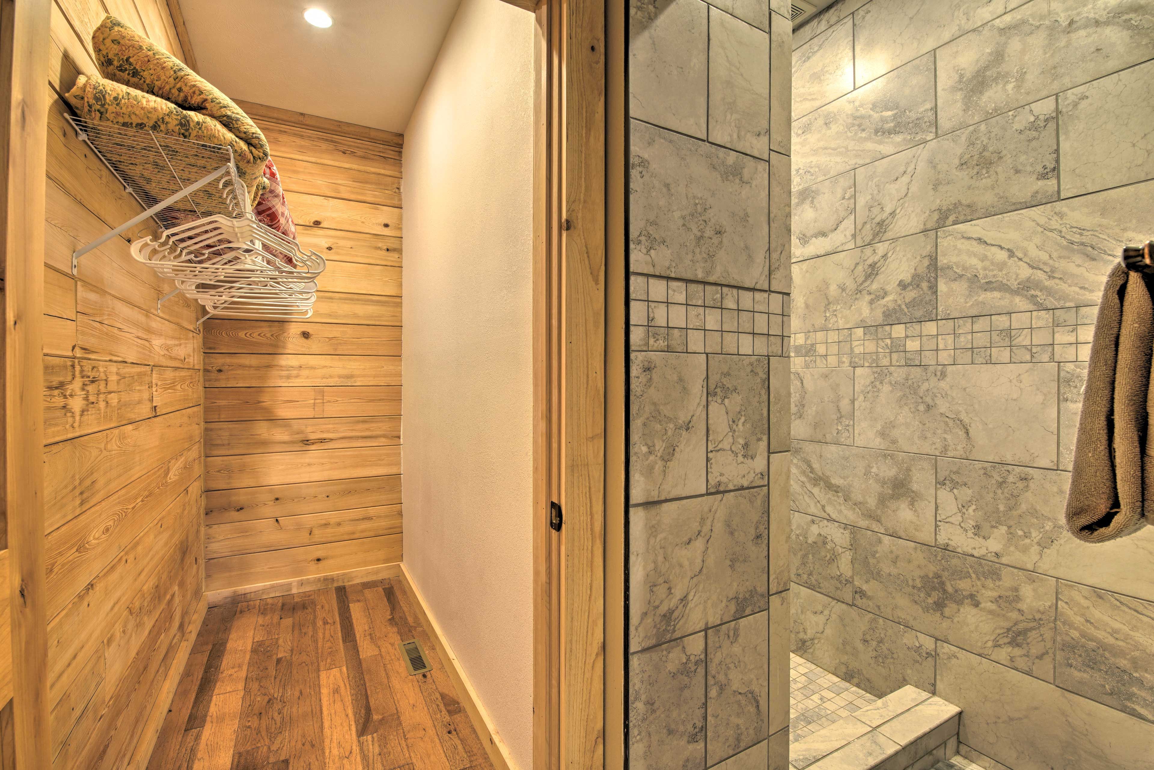 En-Suite Bathroom | Complimentary Toiletries