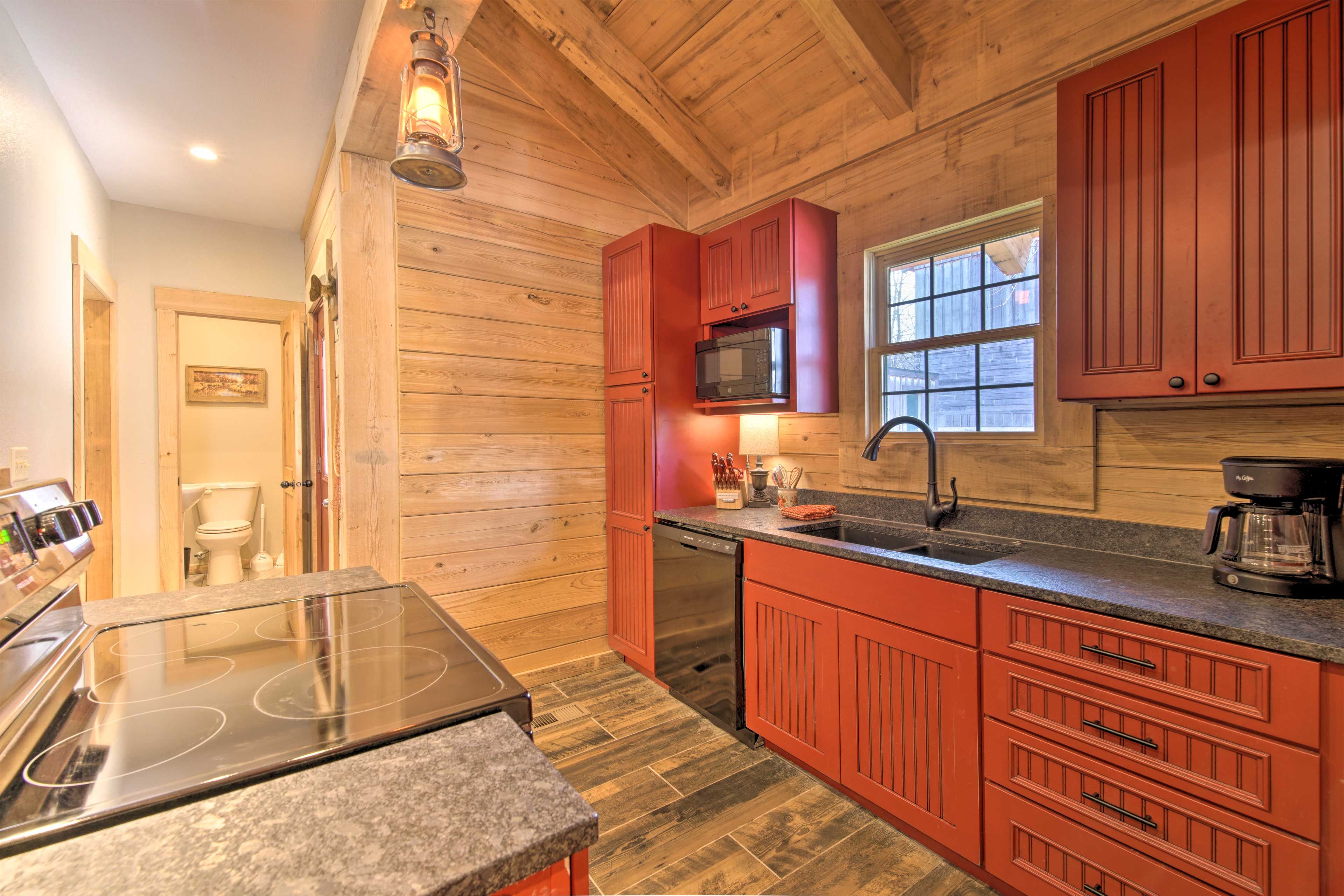 Kitchen | Drip Coffee Maker | Knife Set