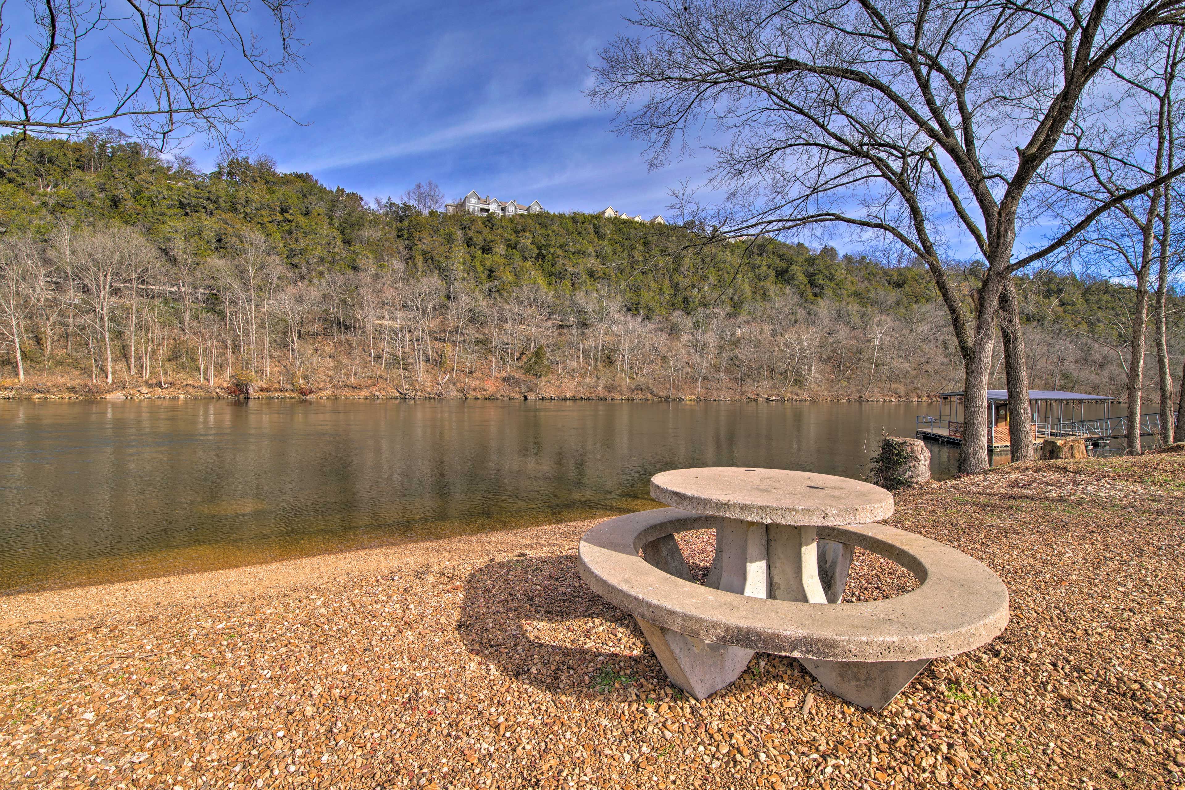 Lake Taneycomo Access
