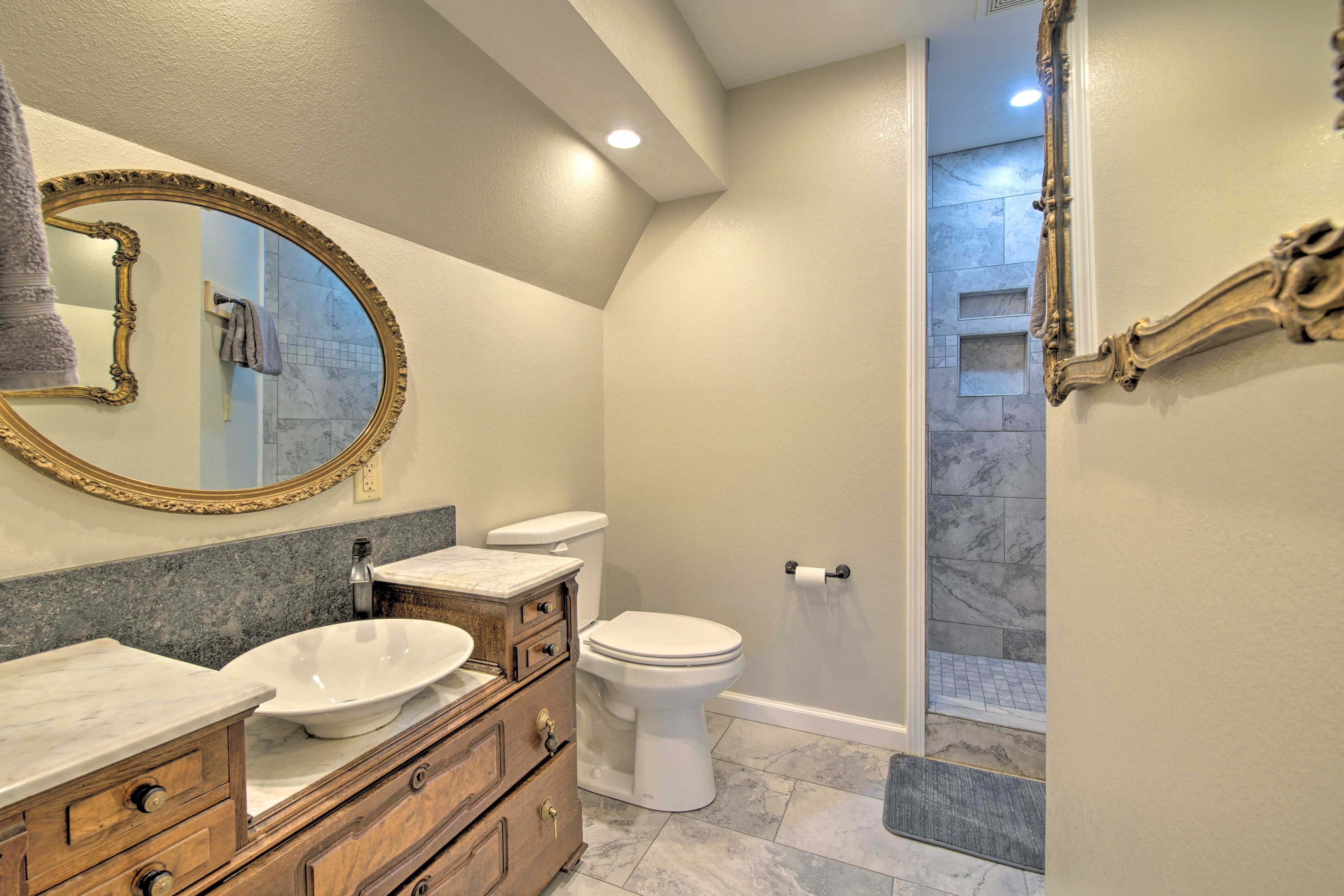 En-Suite Bathroom