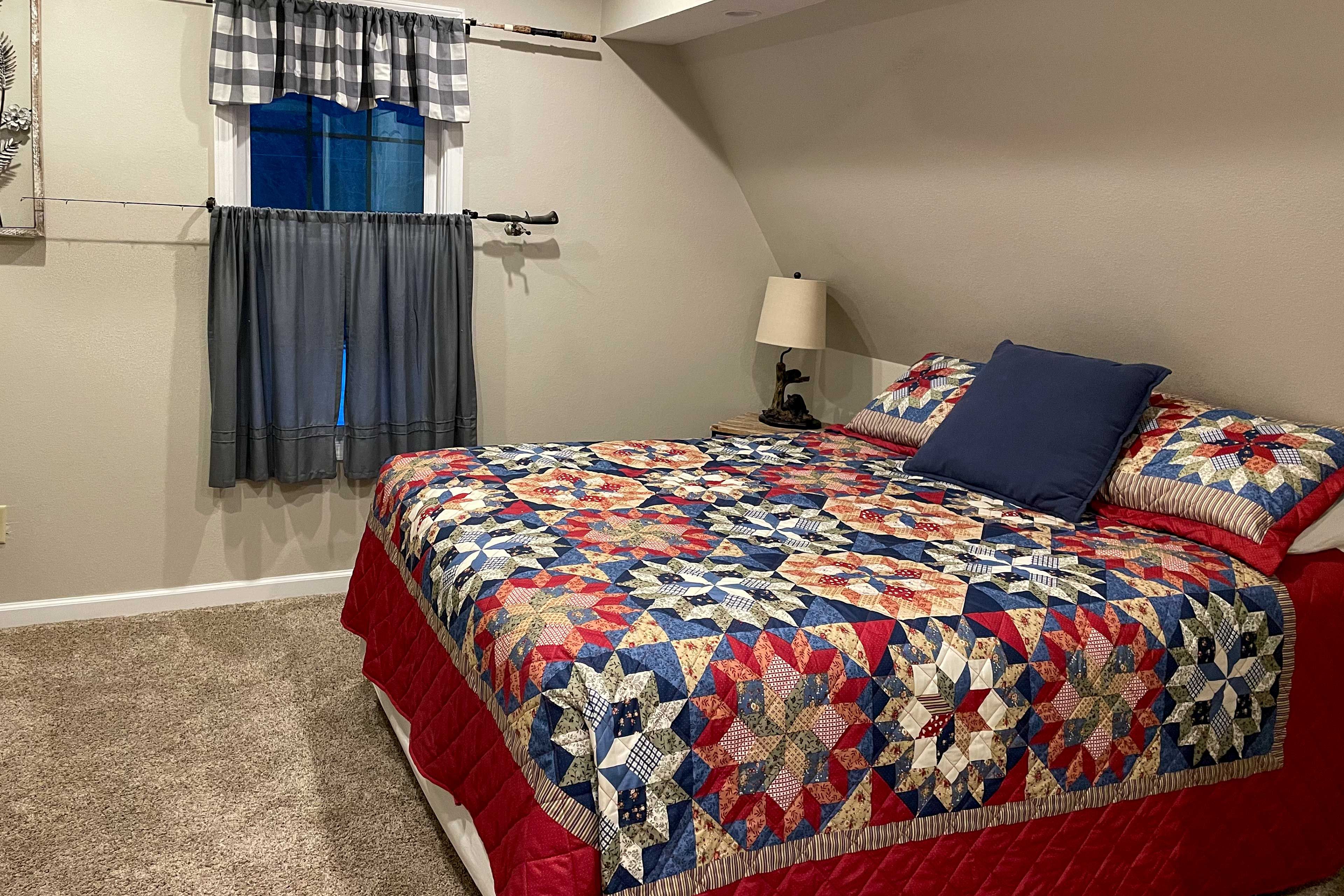 Bedroom 2 | Upper Level | Queen Bed