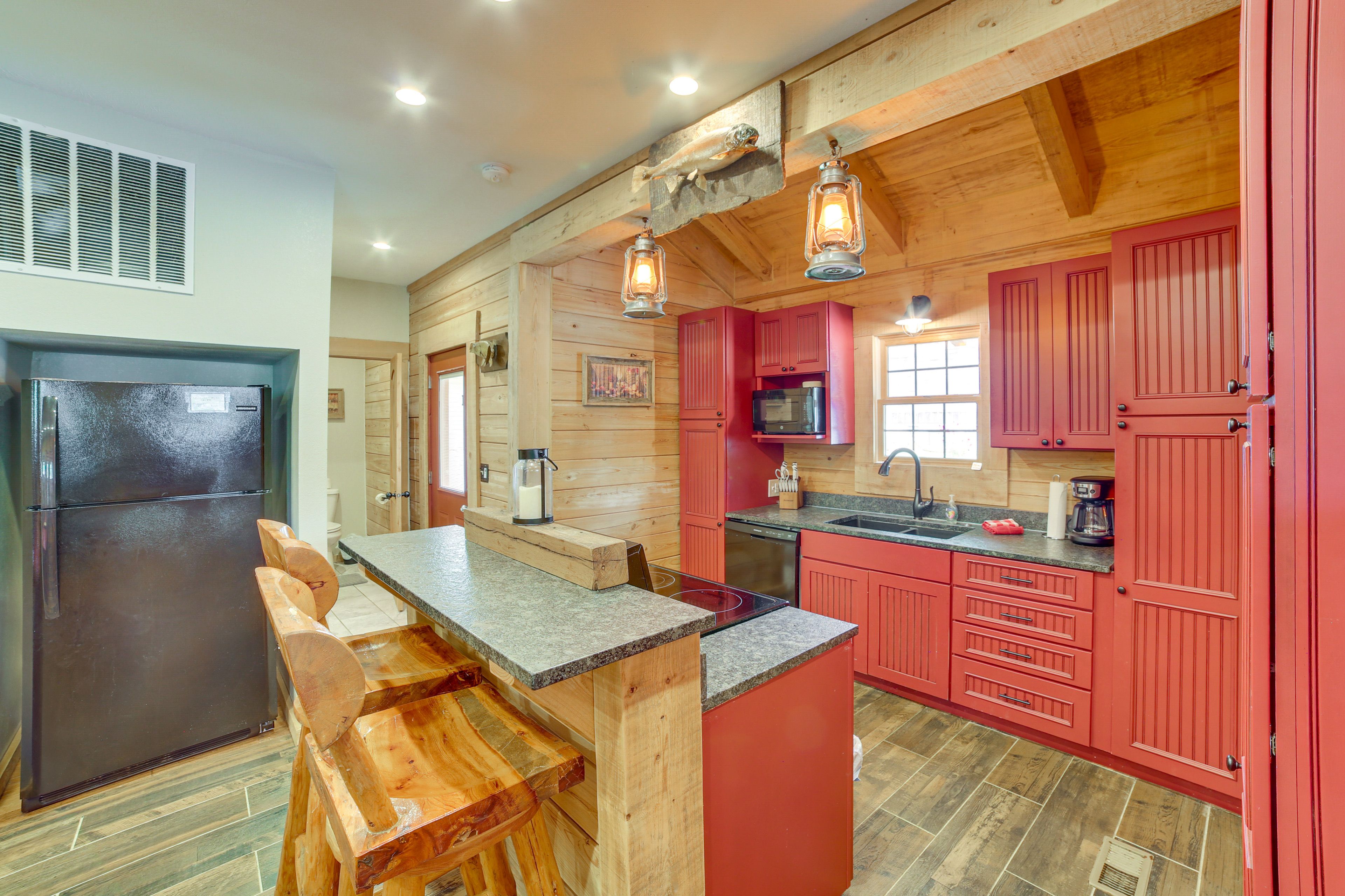 Kitchen | Drip Coffee Maker | Knife Set