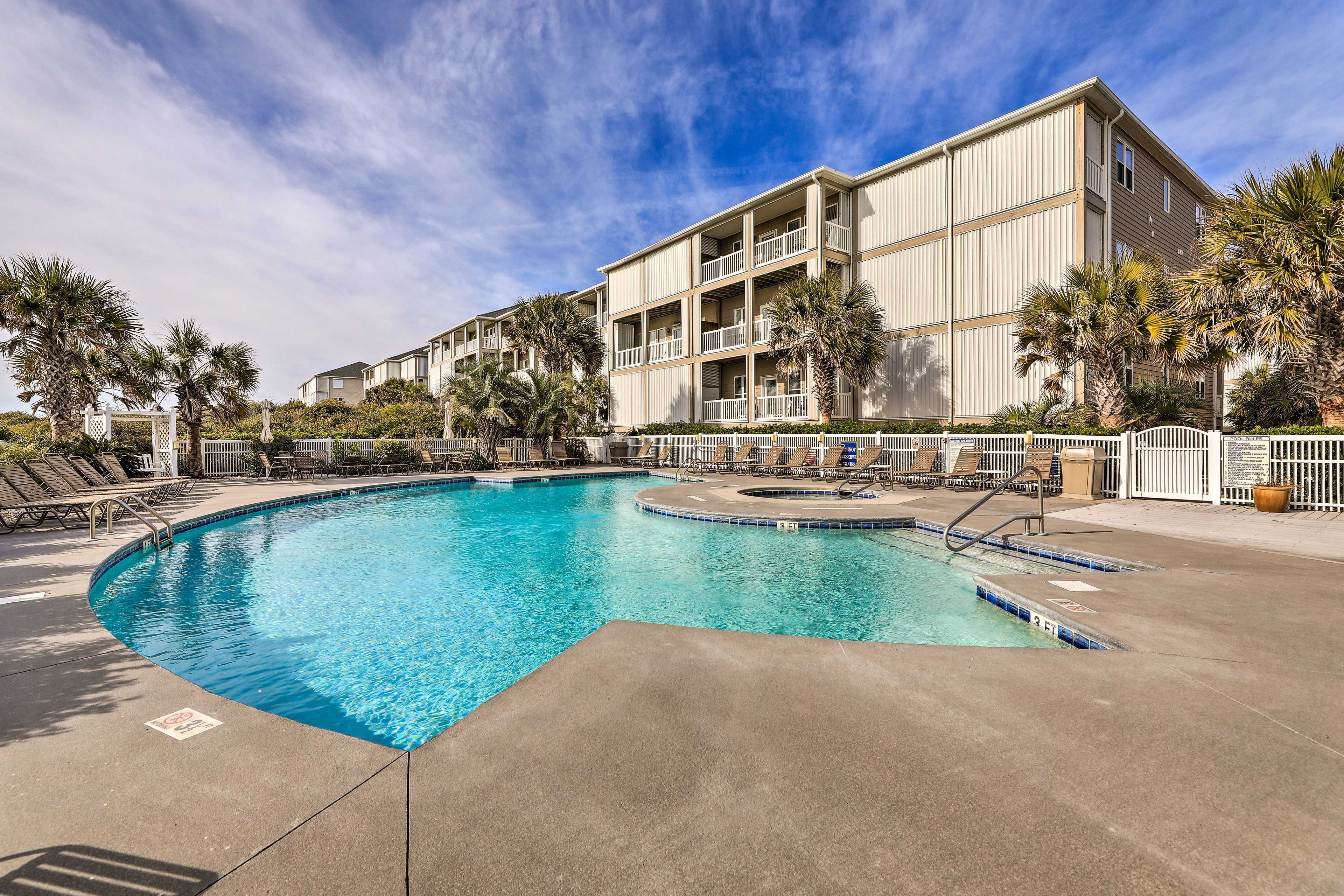 The Ocean Club Condos Community Amenities