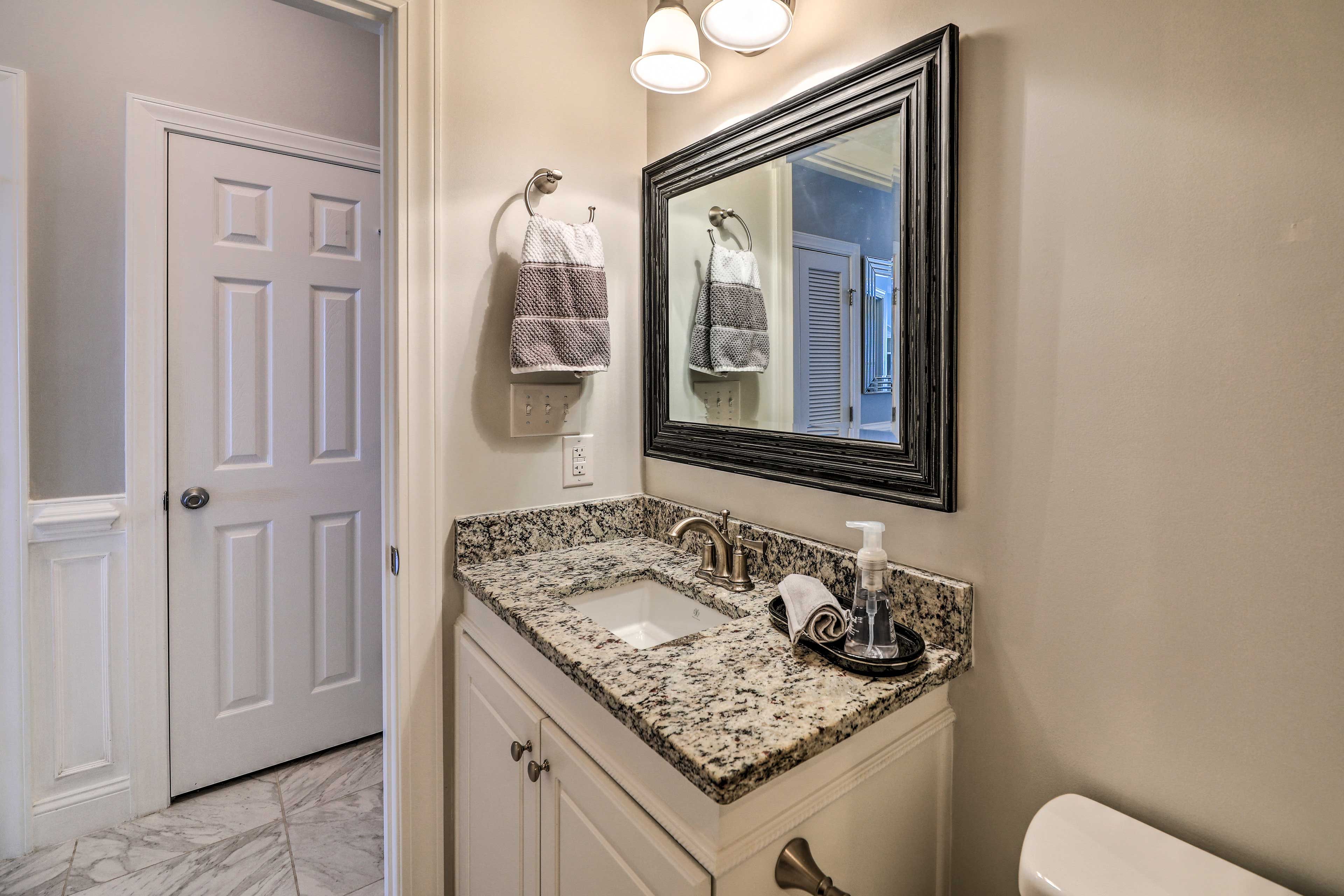 Full Bathroom