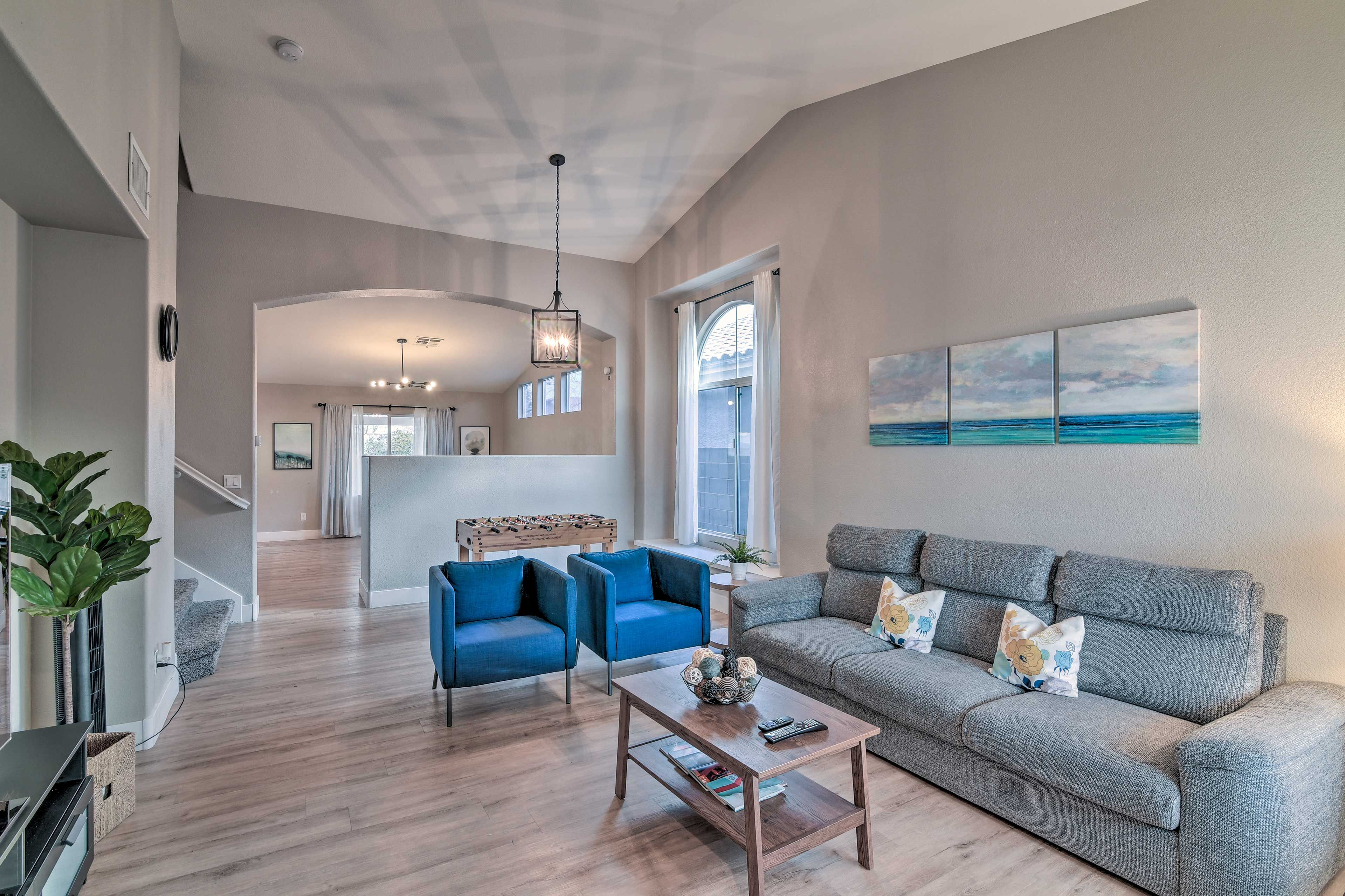 Living Room | Central A/C & Heating