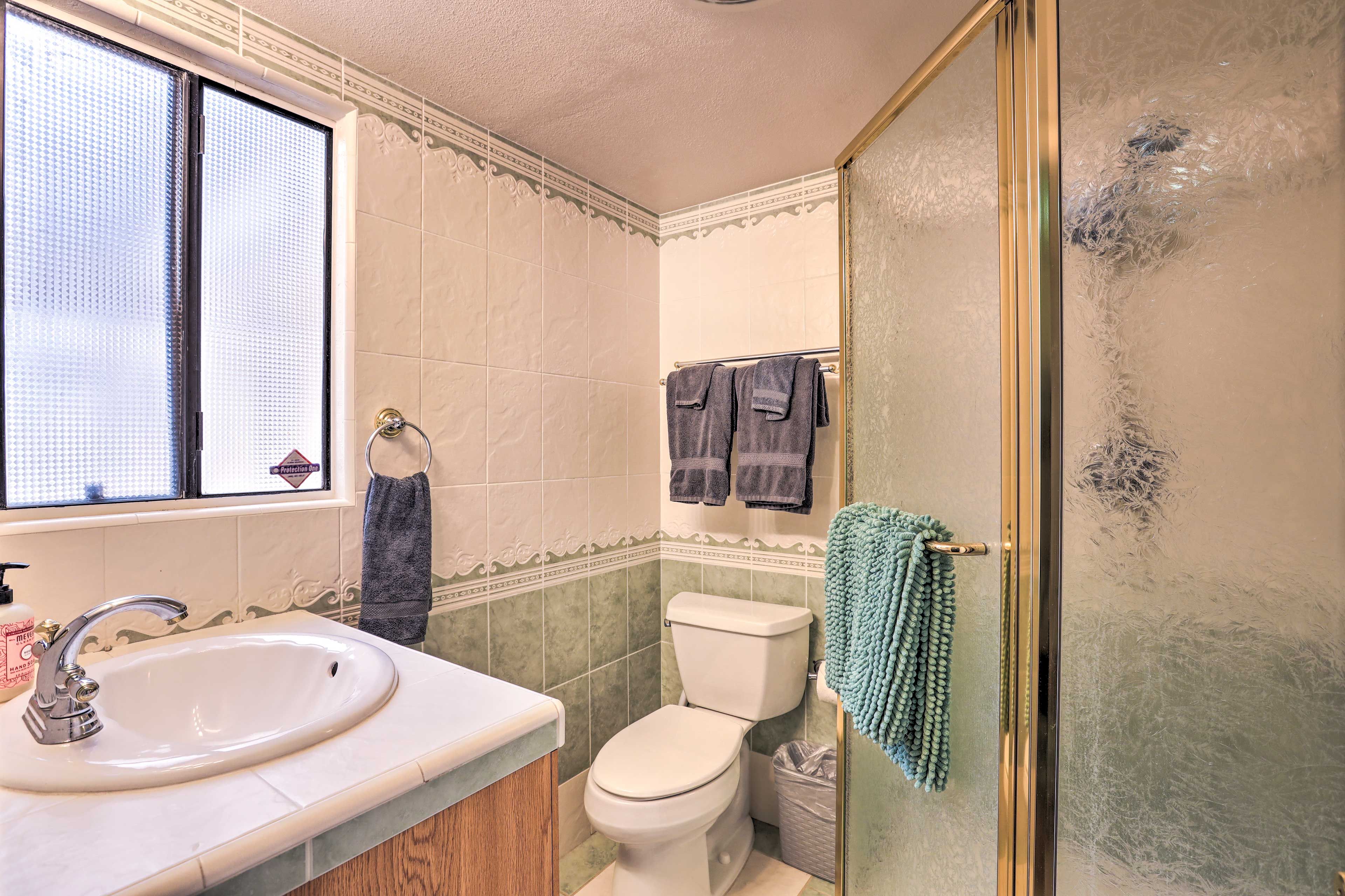 Full Bathroom