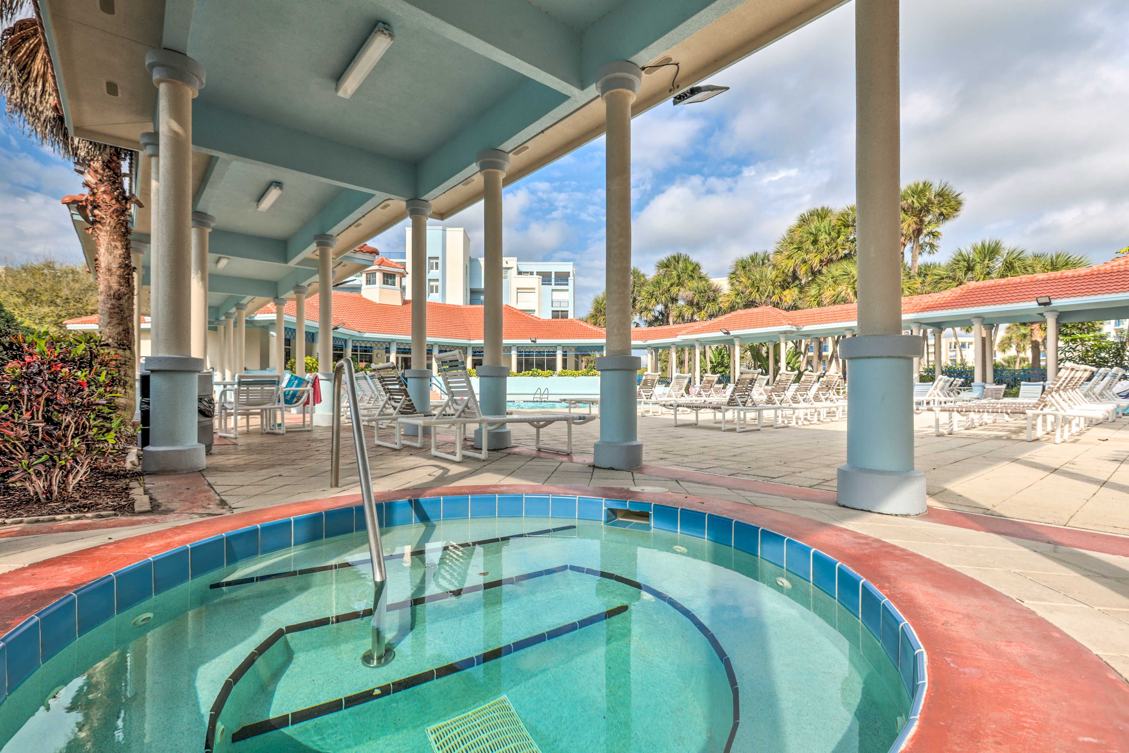 Resort Amenities | Hot Tub