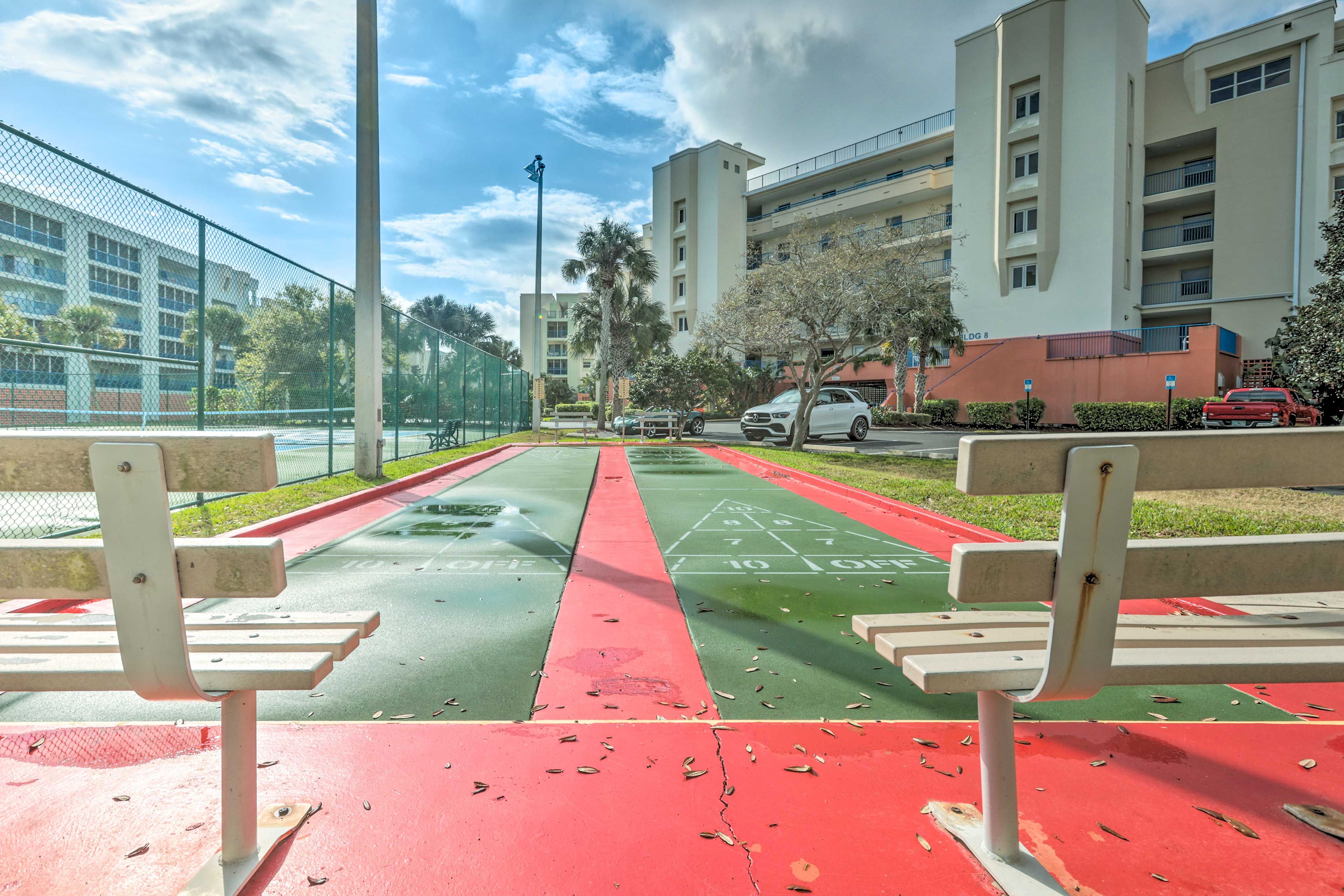 Resort Amenities | Shuffleboard