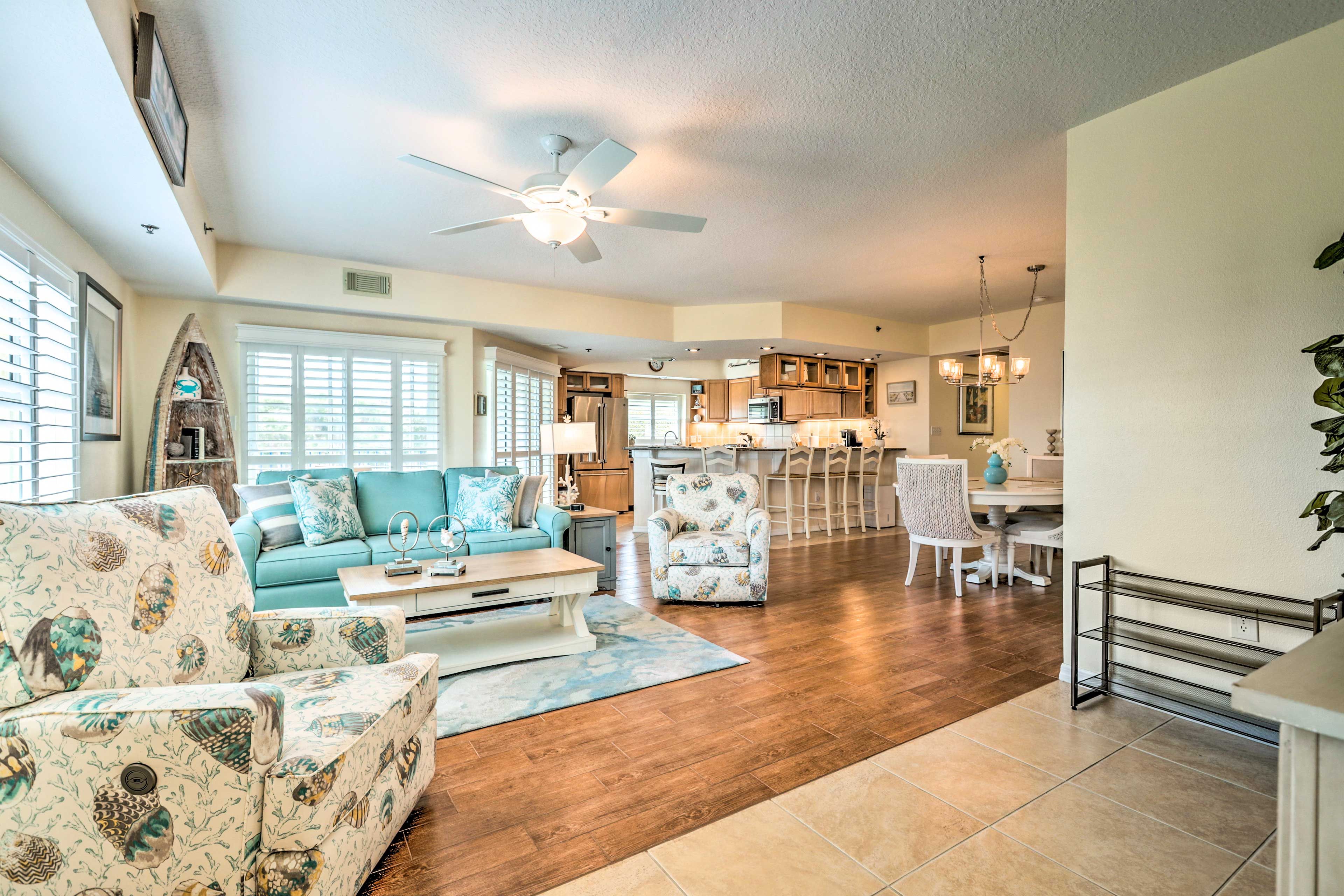 Living Room | Recently Updated | Tropical Decor