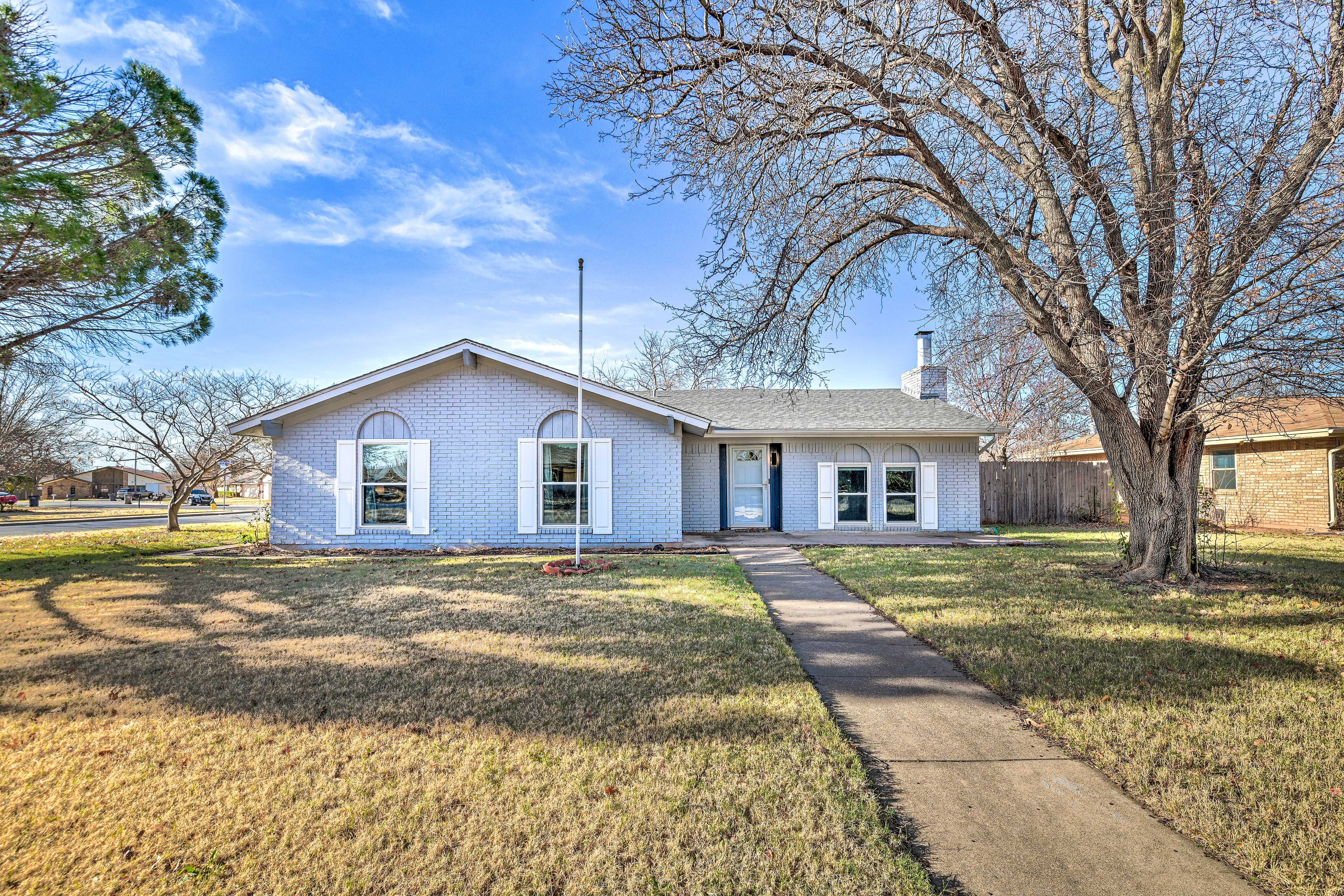 Home Exterior | Single Story | Keyless Entry