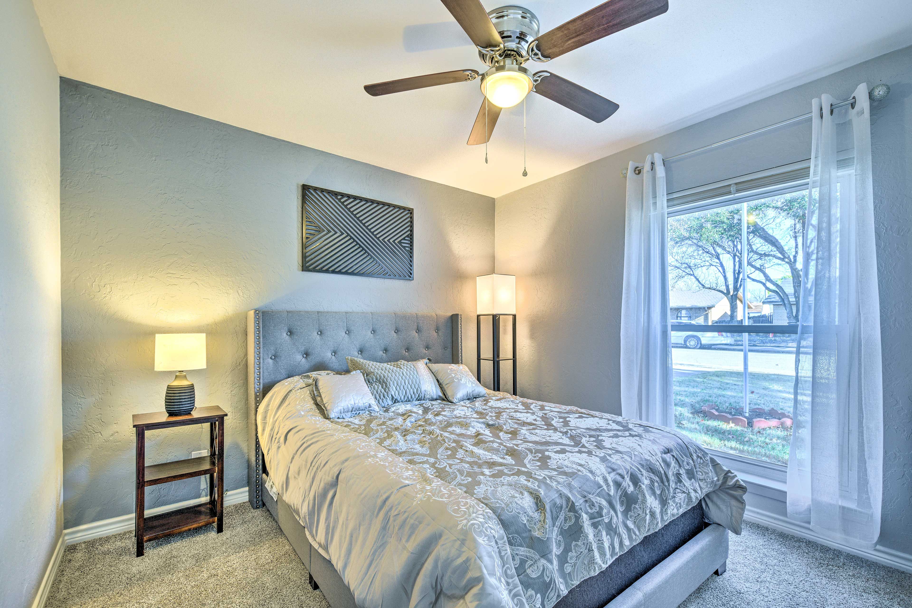 Bedroom 3 | Queen Bed