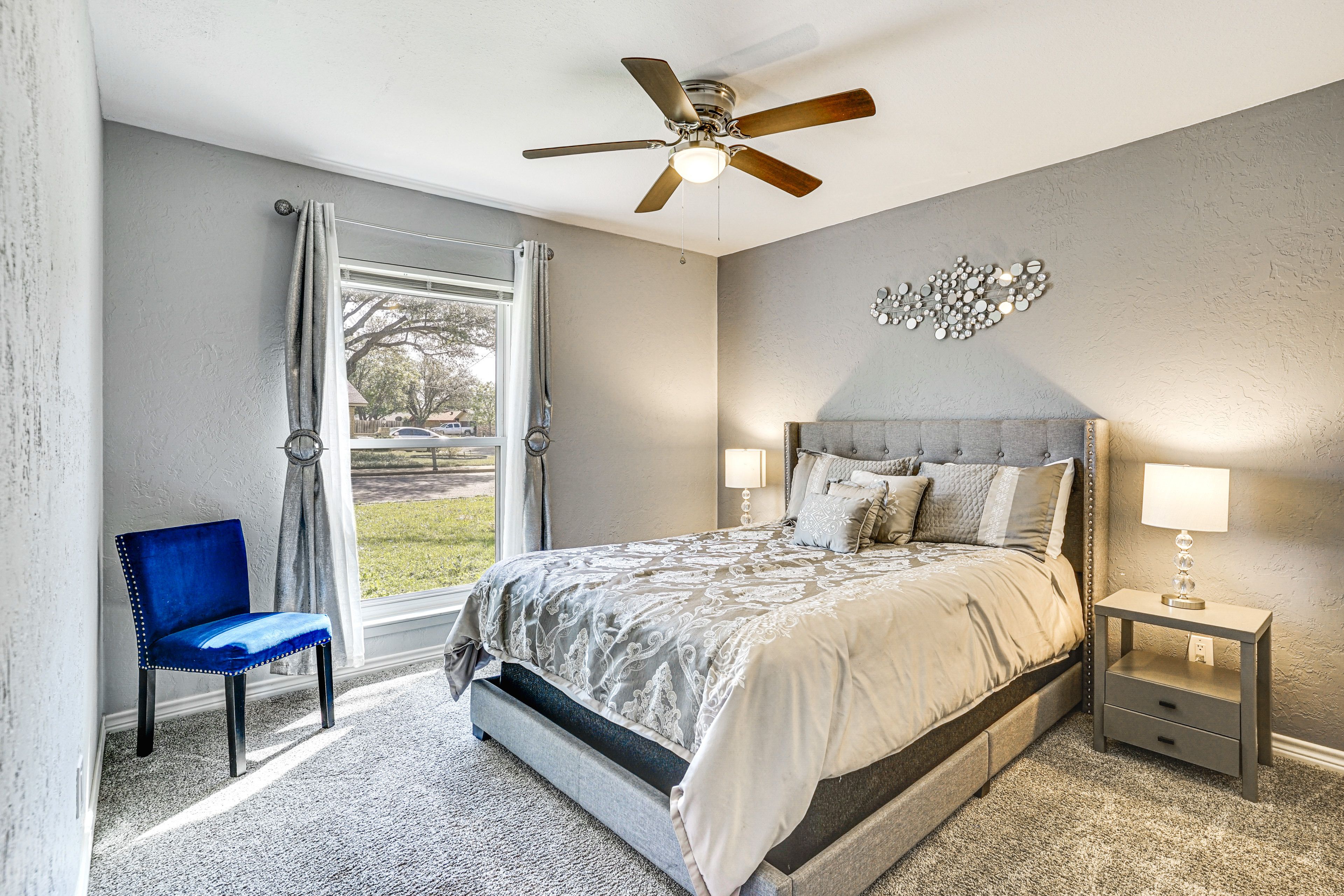 Bedroom 2 | Queen Bed