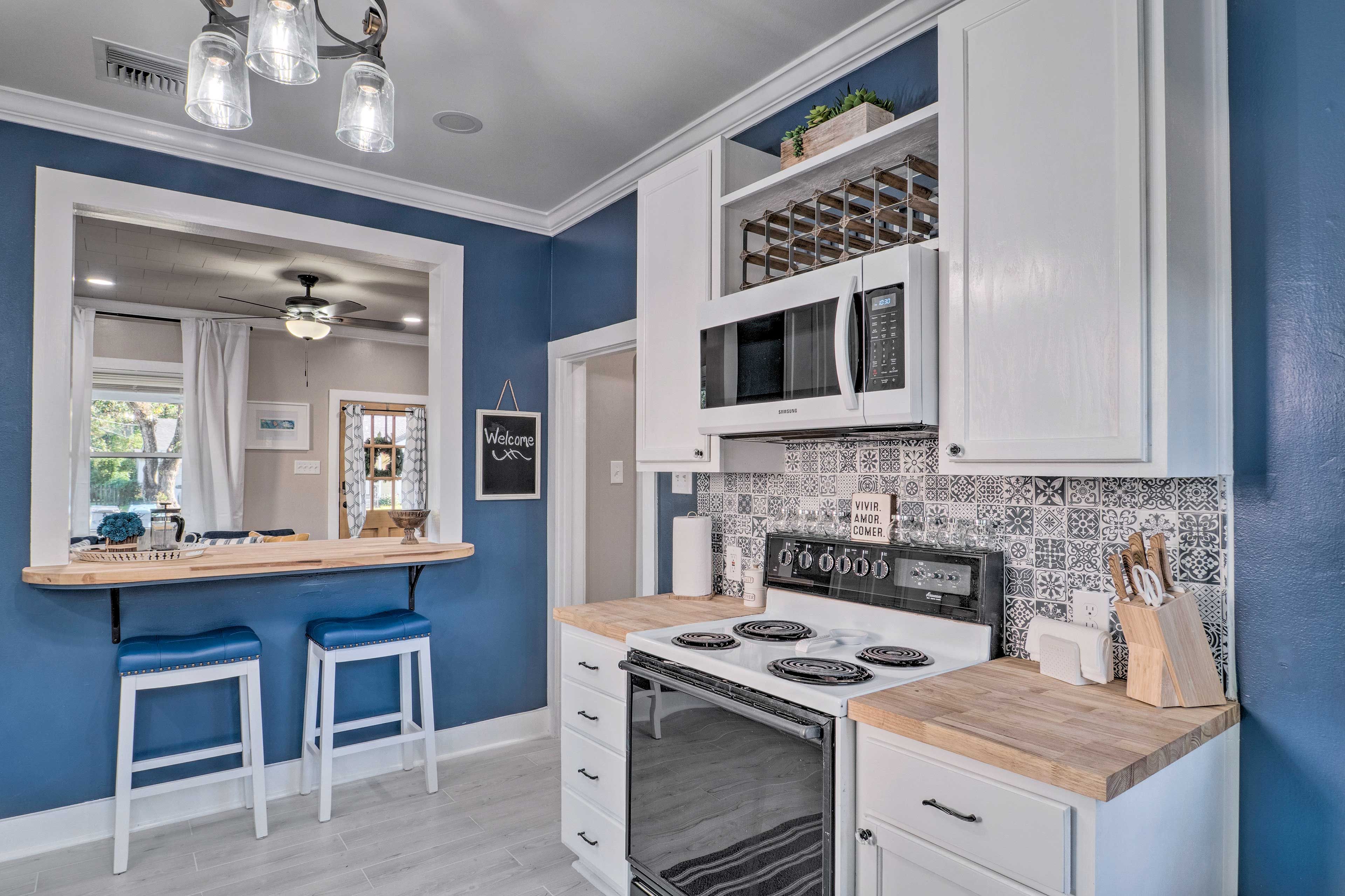 Fully Equipped Kitchen | Wine Fridge