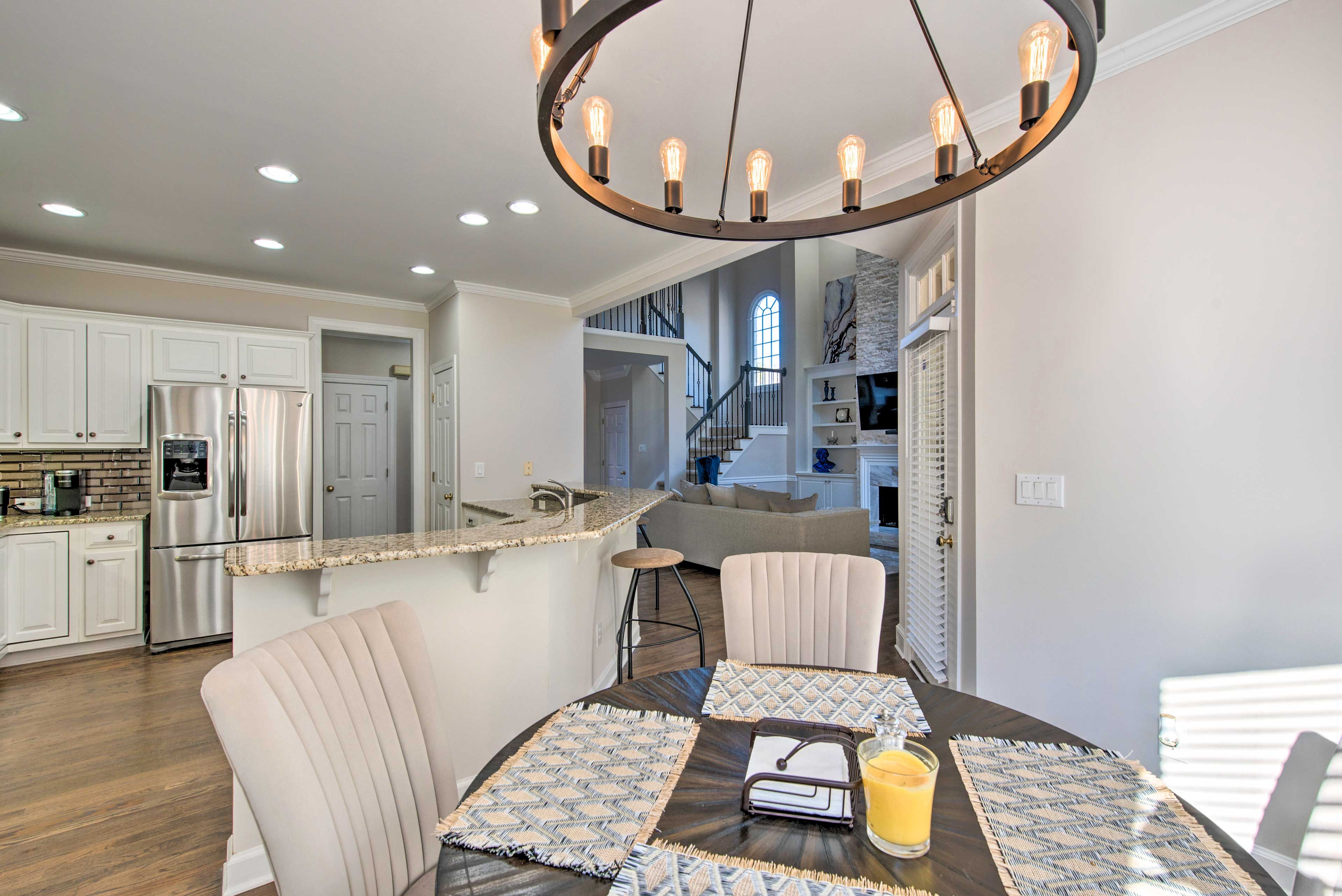Breakfast Nook | Dishware & Flatware
