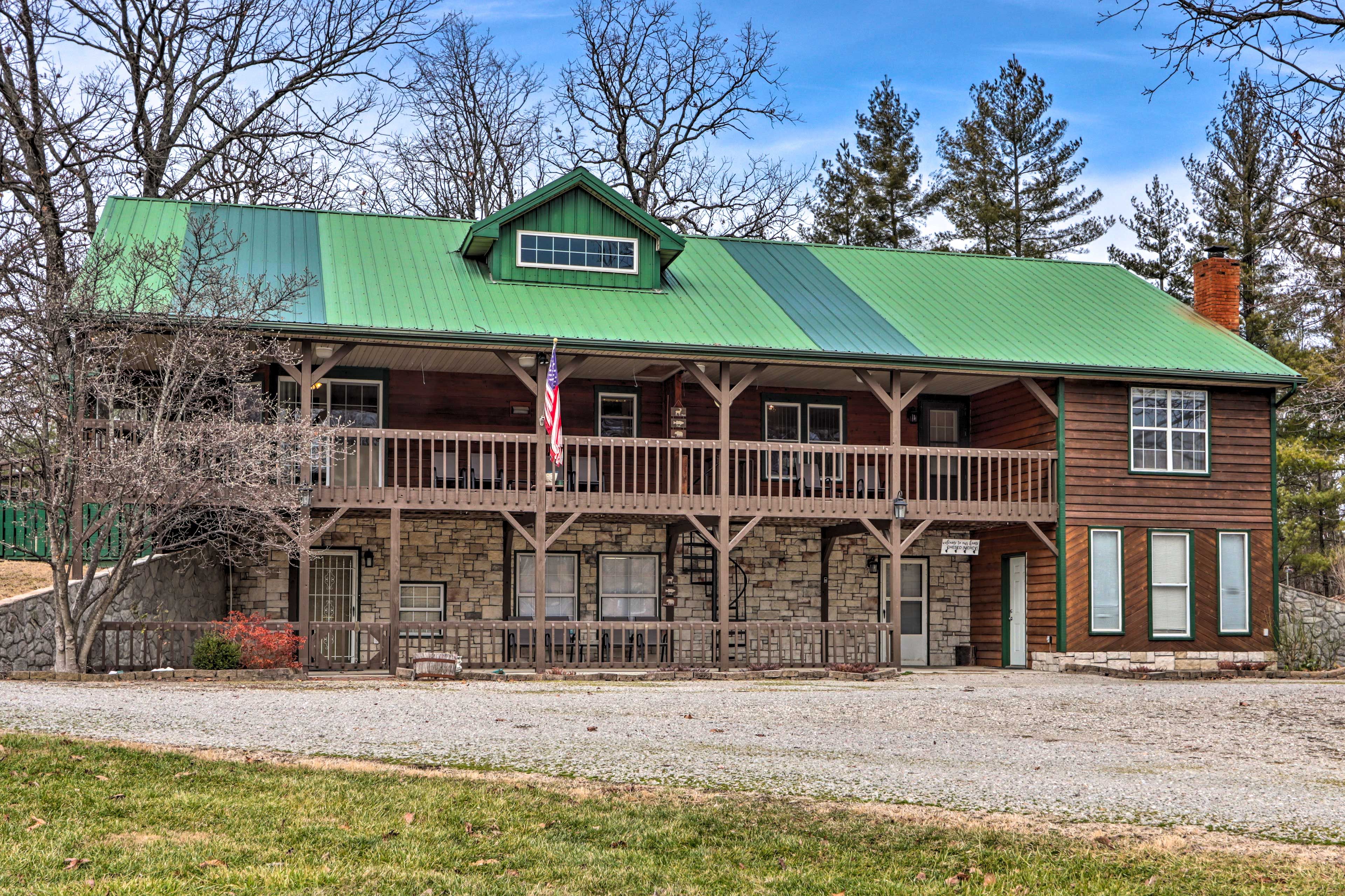 Lebanon Vacation Rental | 2BR | 1BA | Step-Free Access | 900 Sq Ft