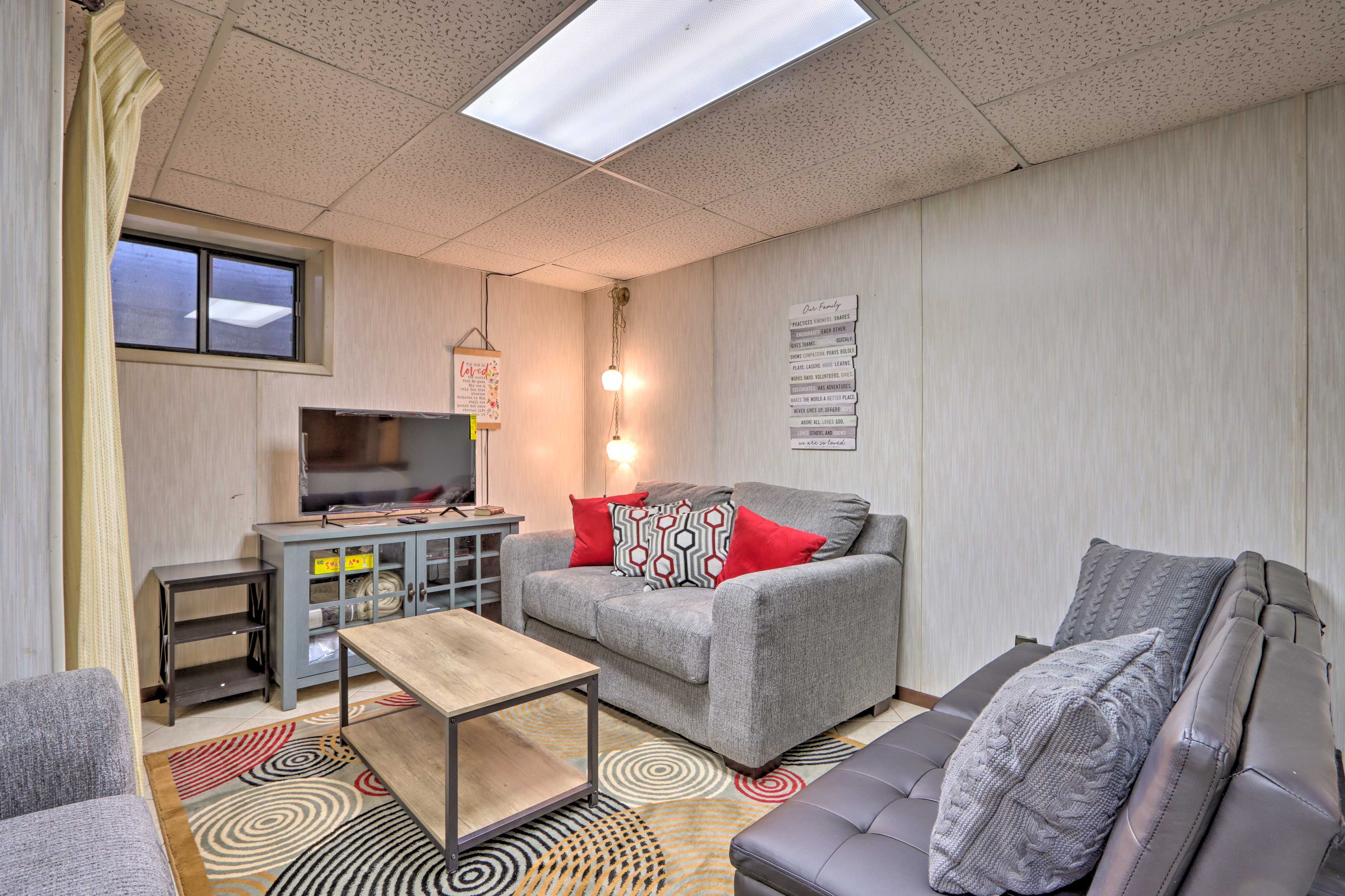 Living Room | Free WiFi