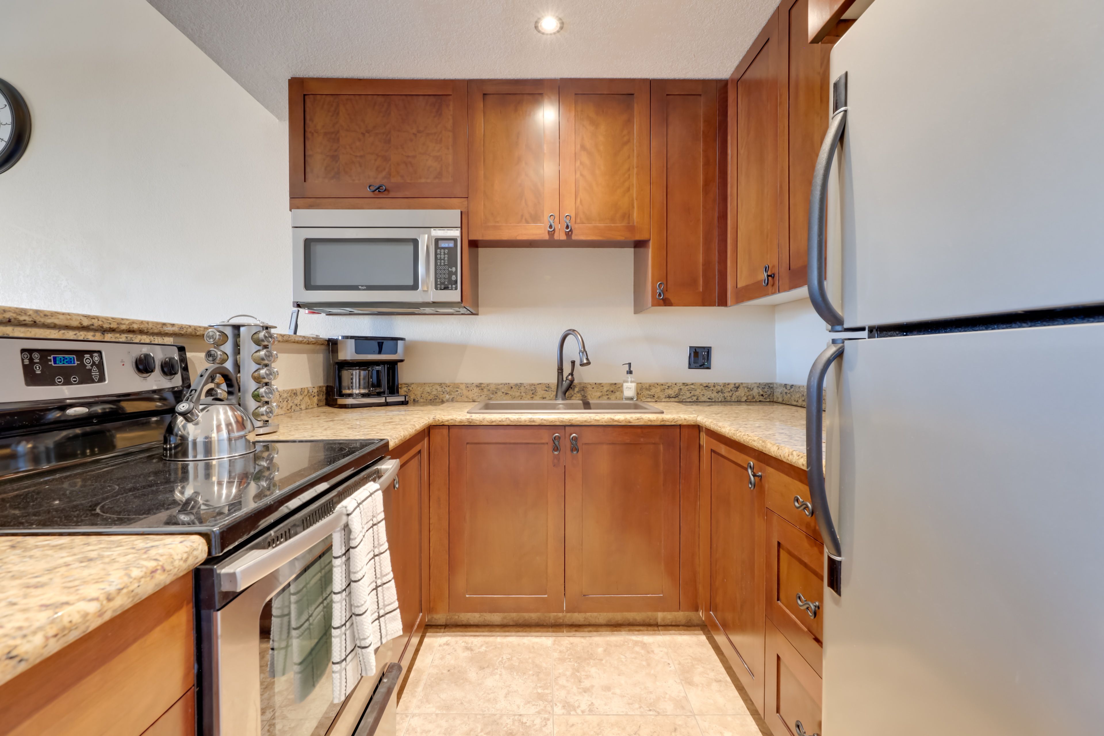 Kitchen | Well-Equipped