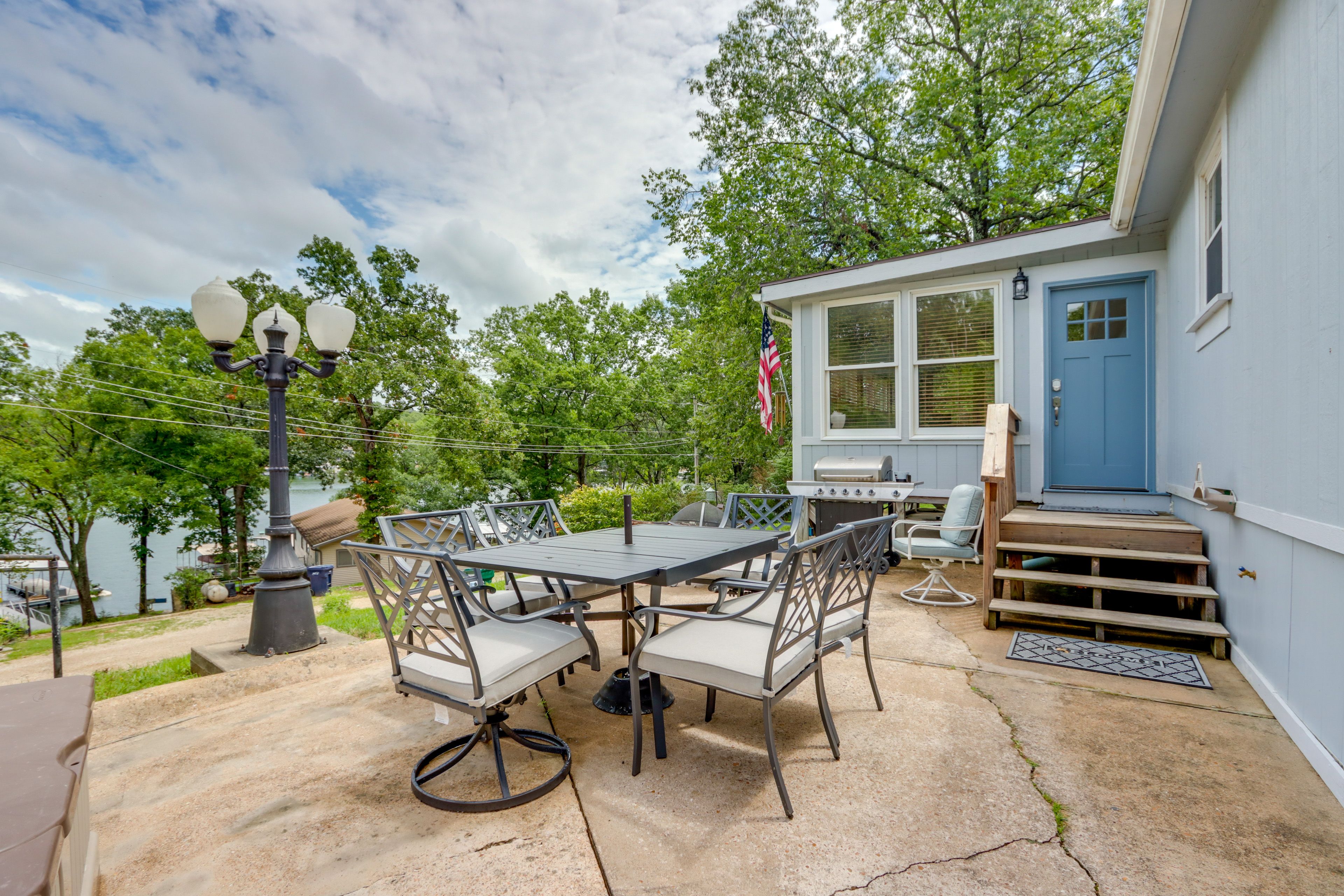 Furnished Patio | Outdoor Dining | Lake of the Ozarks View