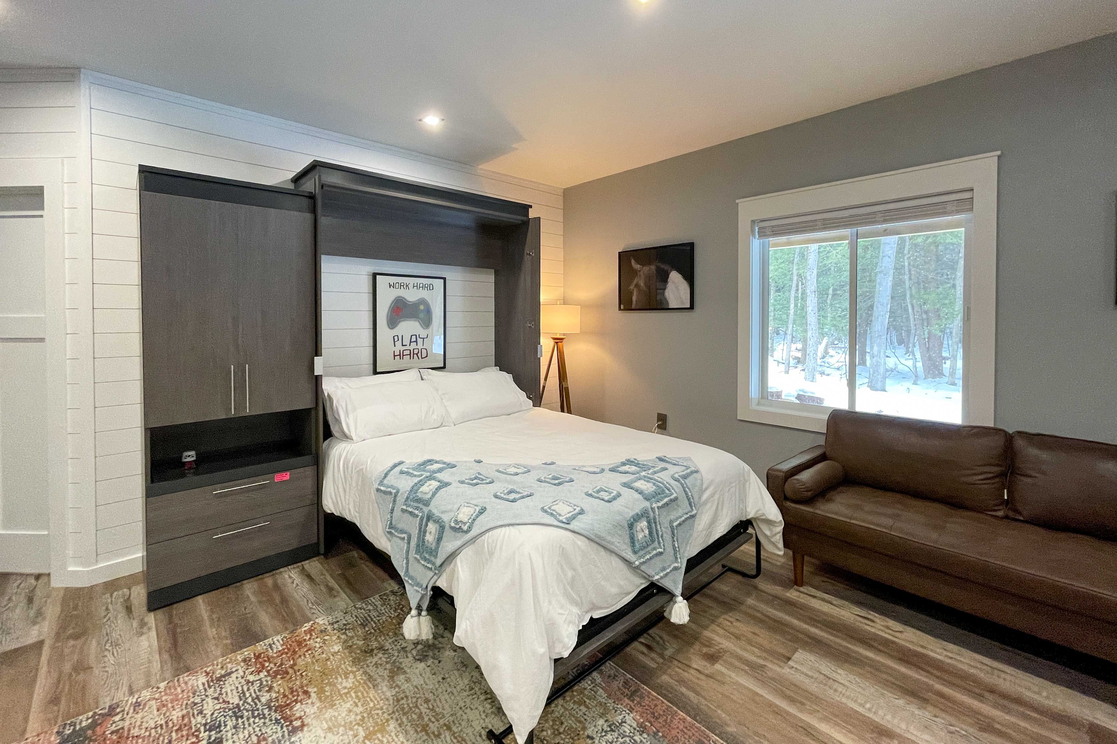 Bedroom 3 (Game Room) | Queen Murphy Bed