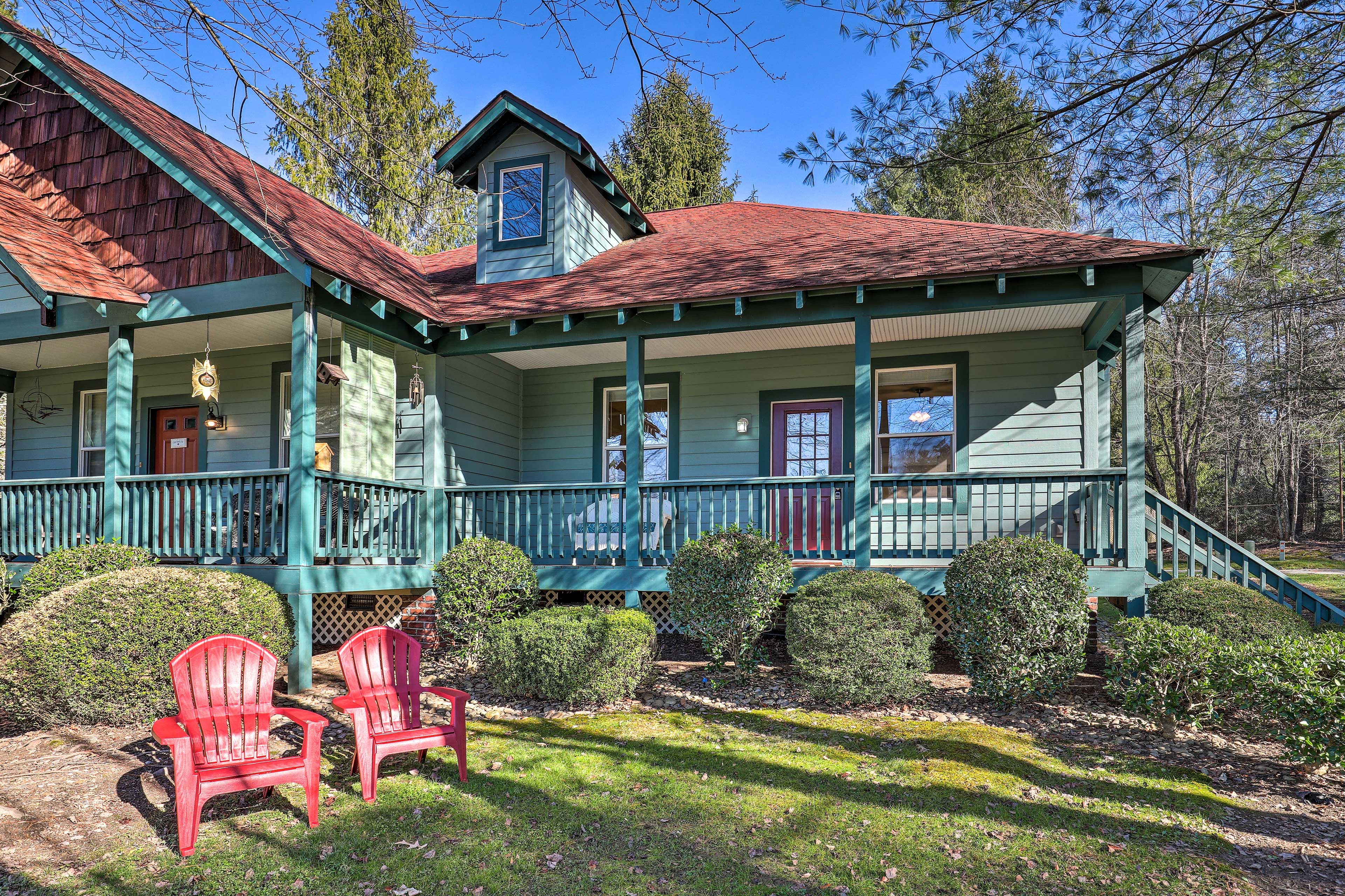 Property Exterior | On-Site Walking Trails