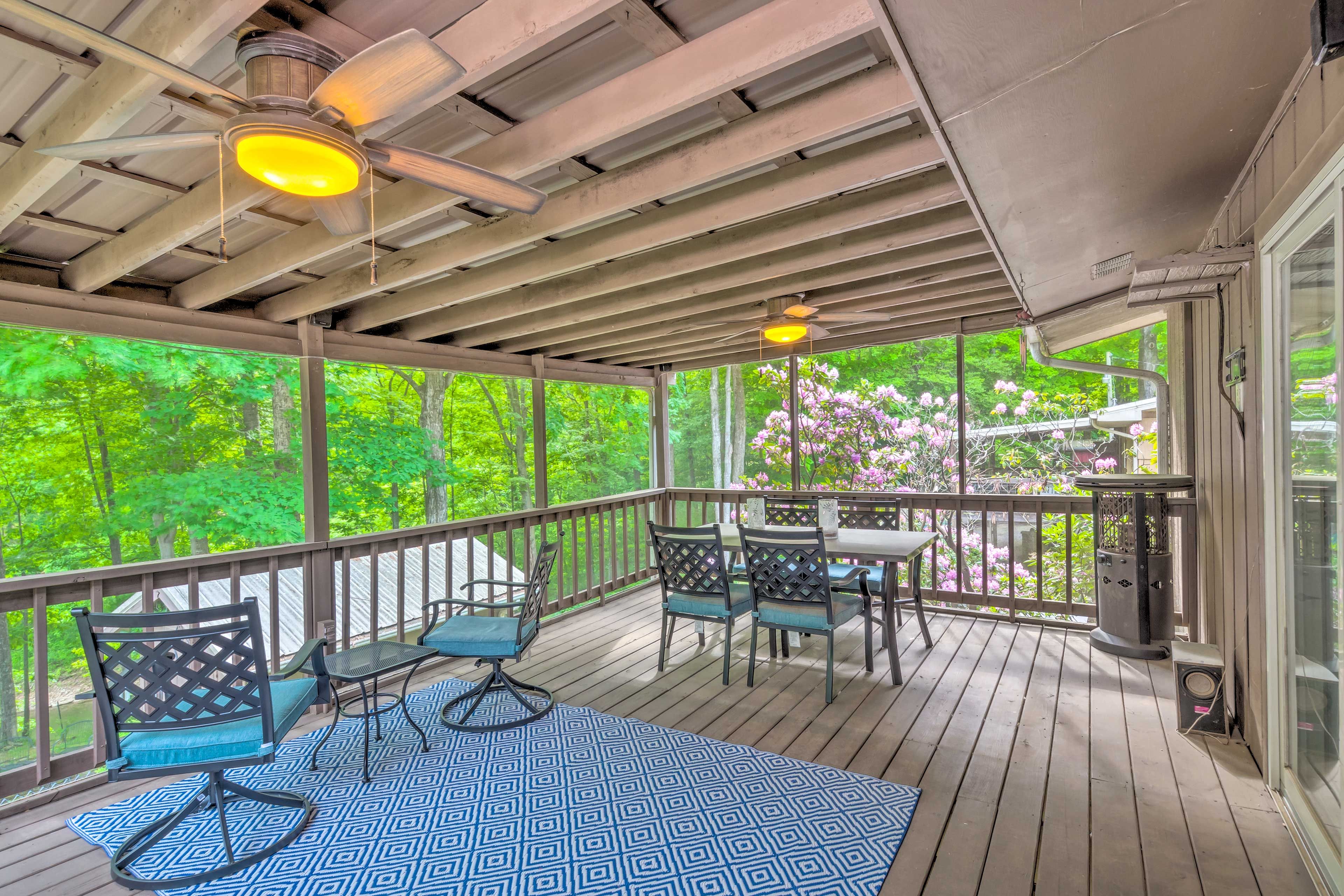 Private Outdoor Patio | Boat Dock | Kayaks