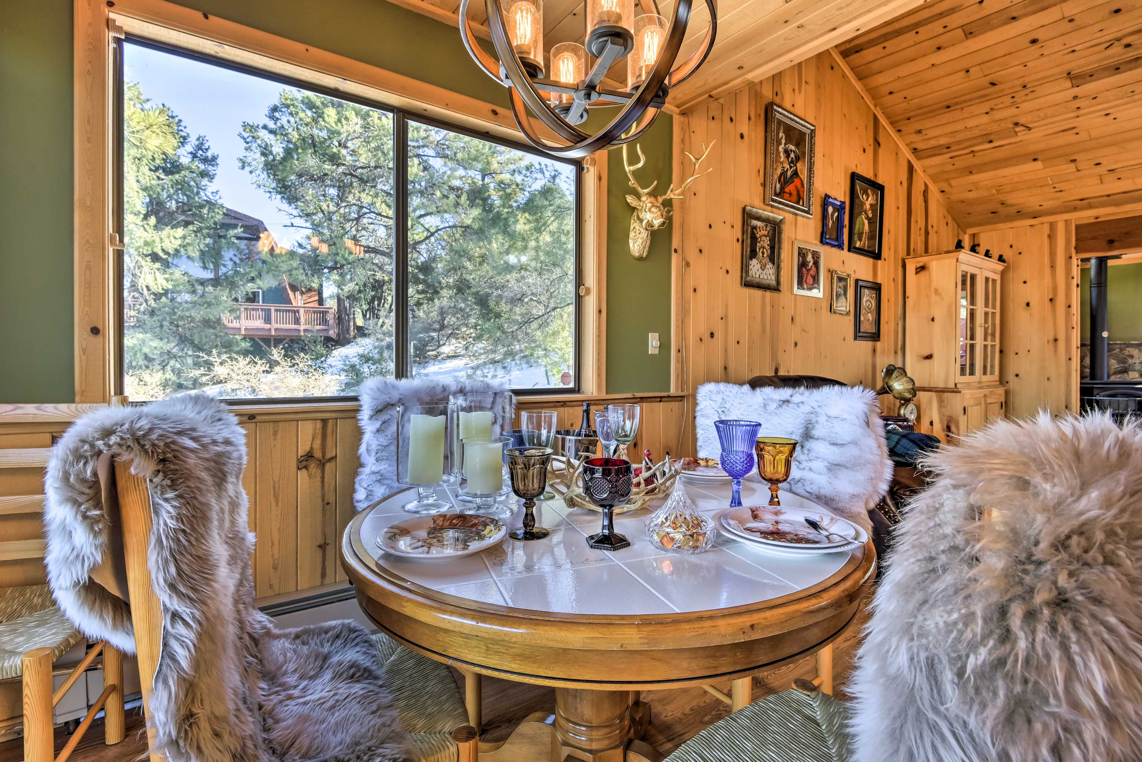 Dining Table | Dishware Provided