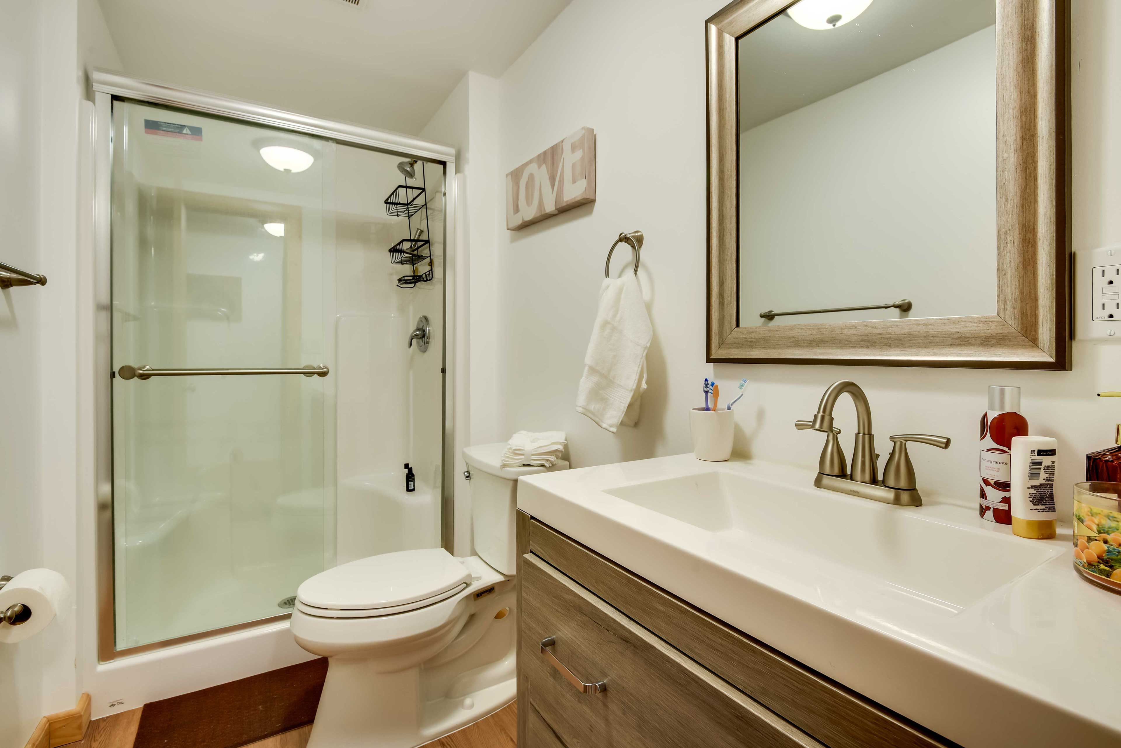Full Bathroom