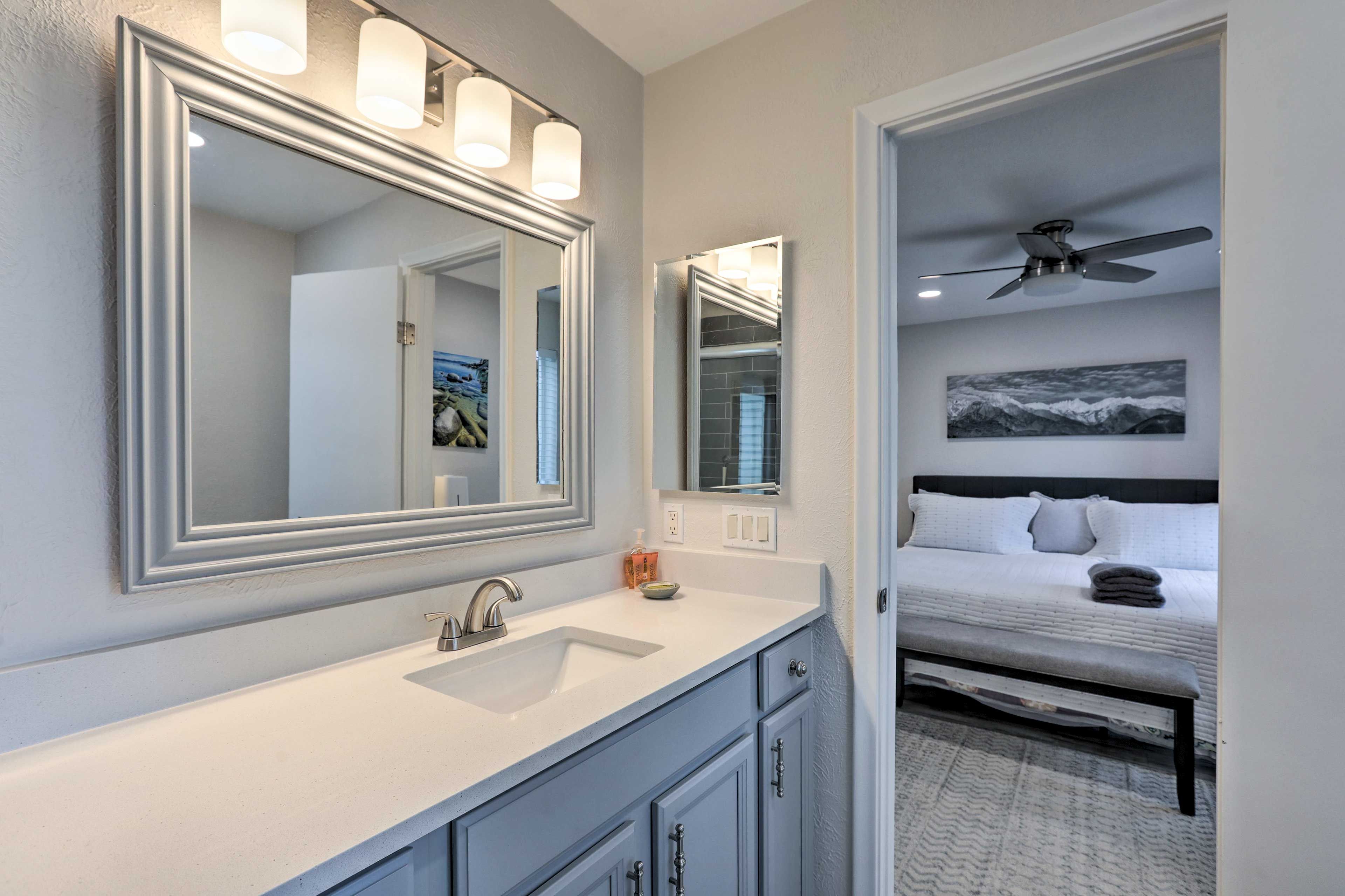 En-Suite Bathroom | Towels Provided