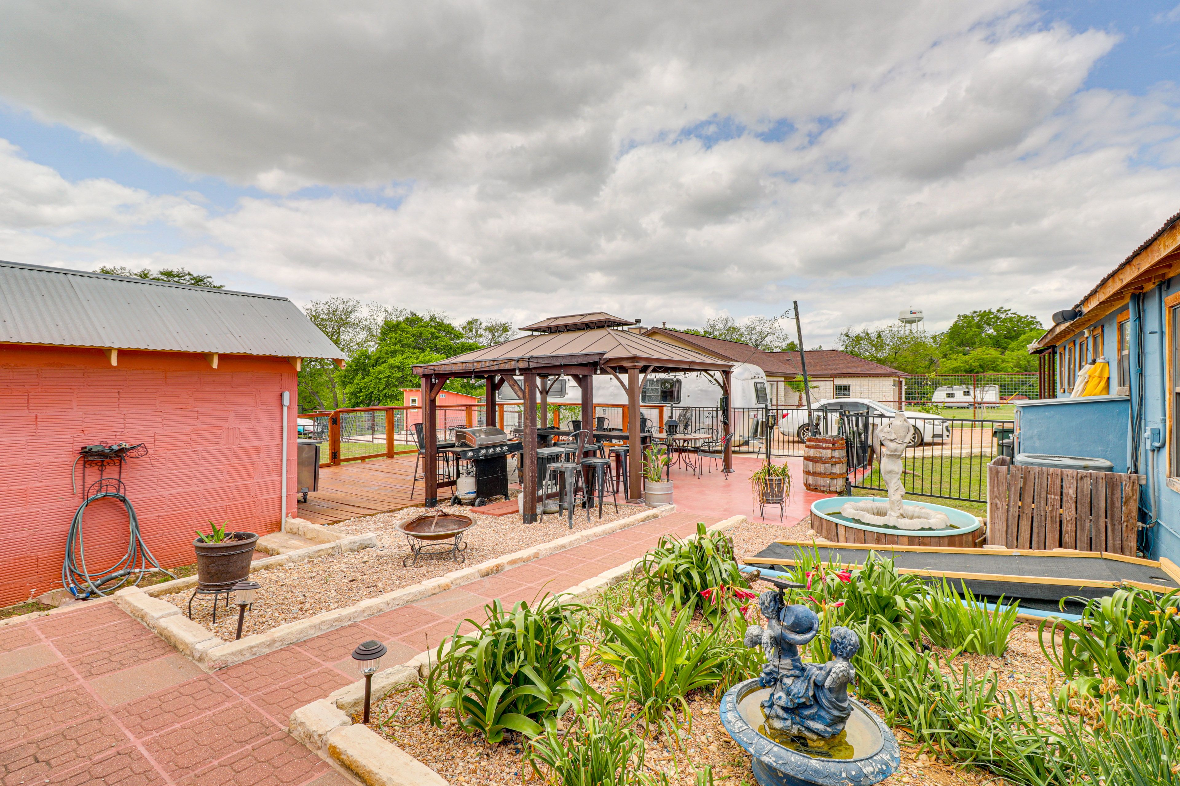 Patio | Gas Grill