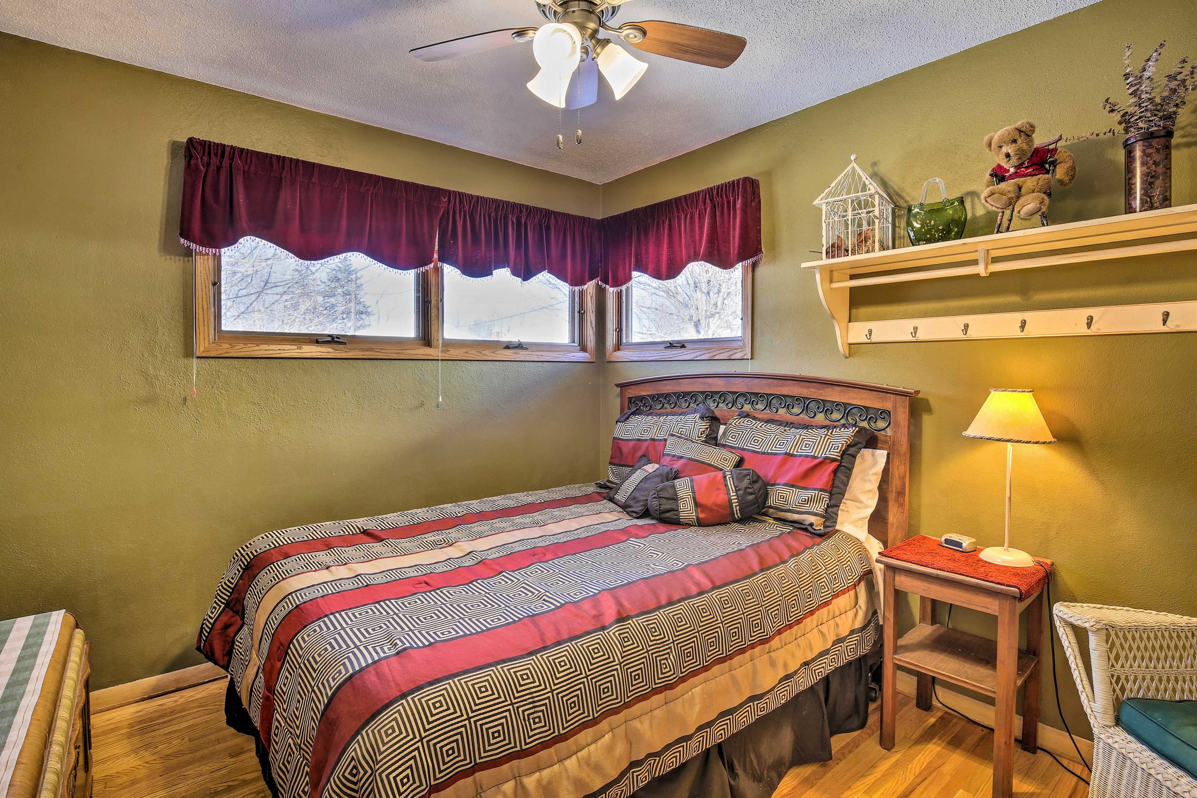 Bedroom 2 | Main Level | Full Bed