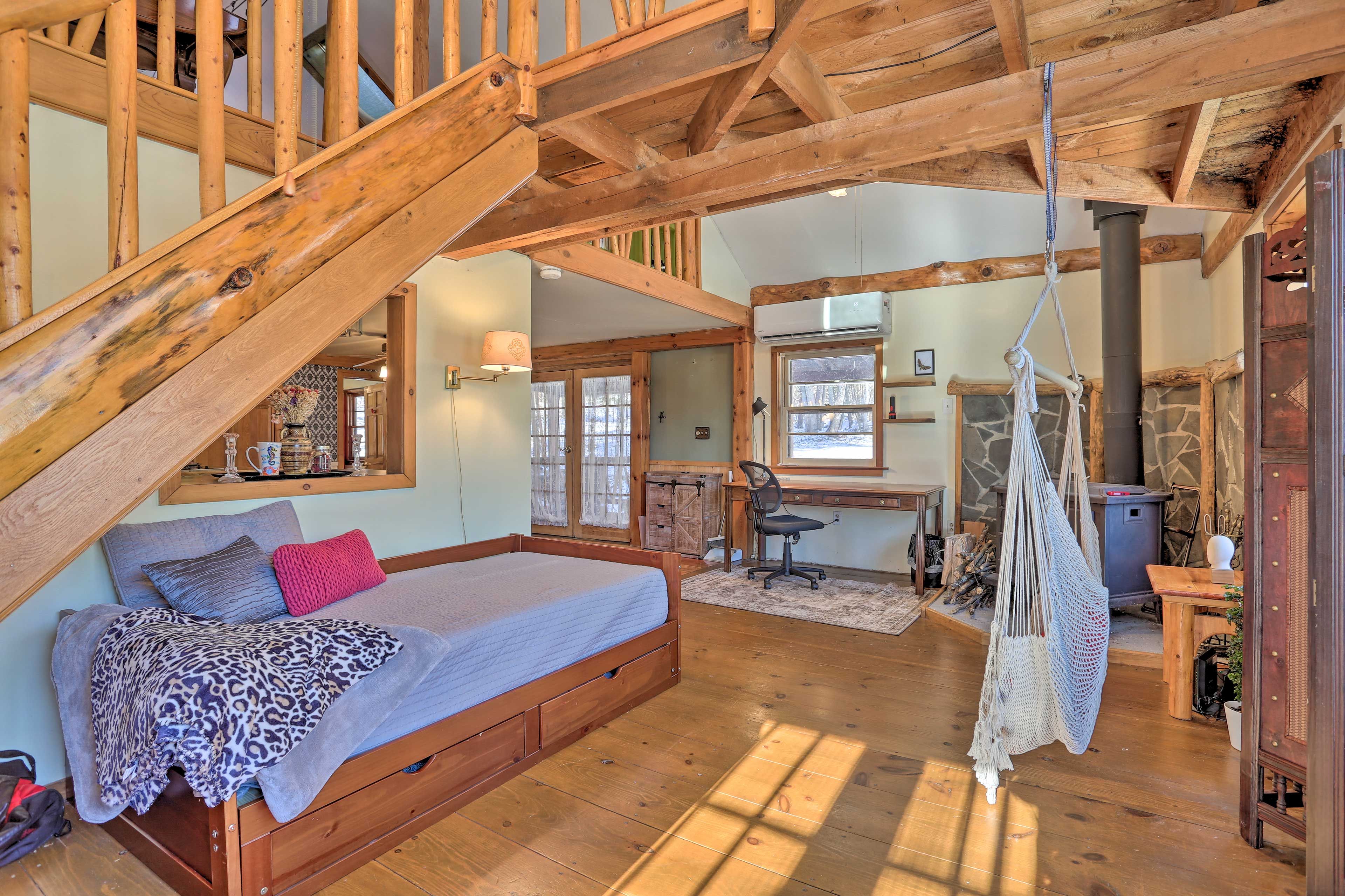 Living Room | Twin Daybed