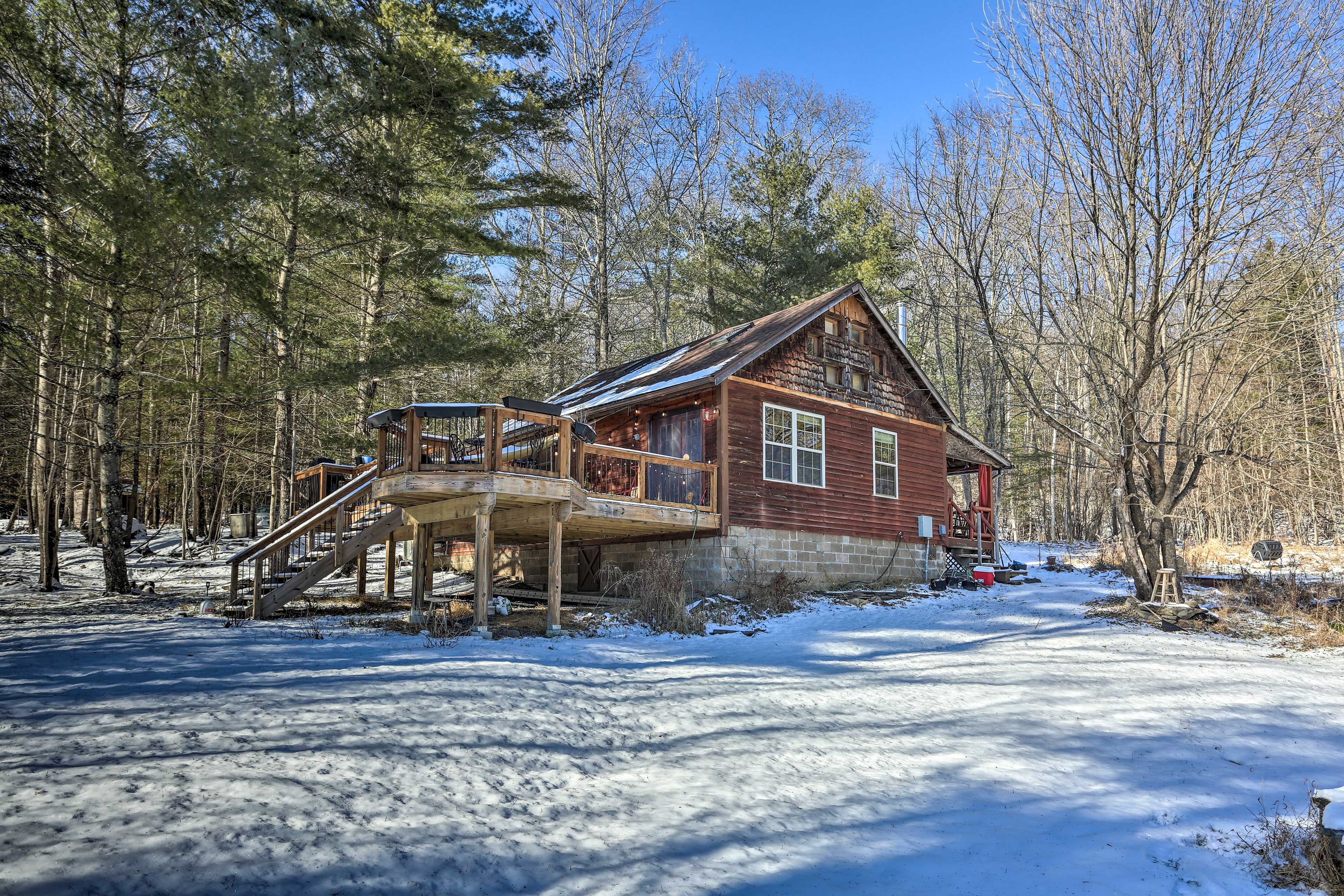 Cabin Exterior | 1,300 Sq Ft