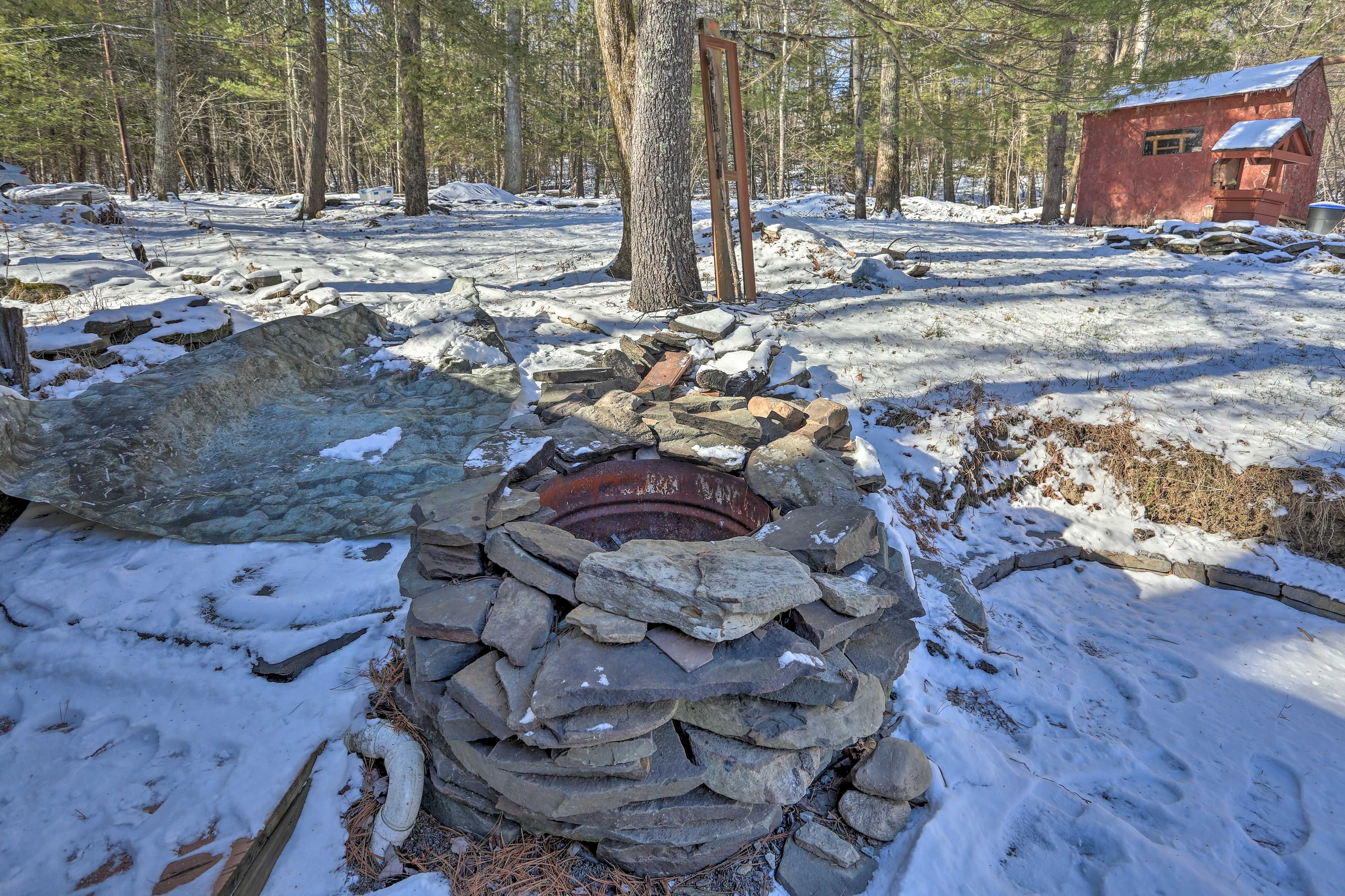Backyard | Wood-Burning Fire Pit